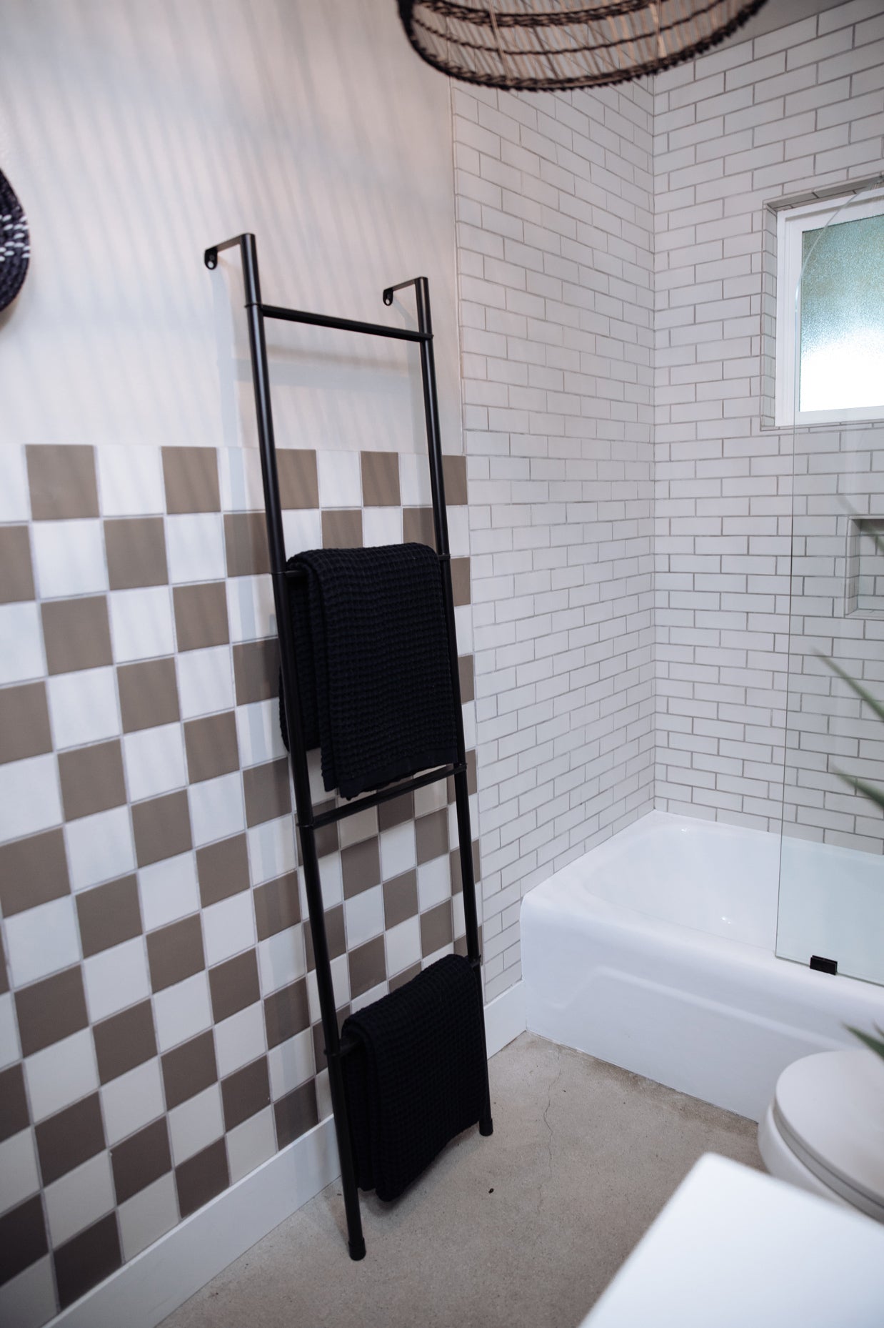 4x4 Original Ceramic Tile in Sandstone Matte