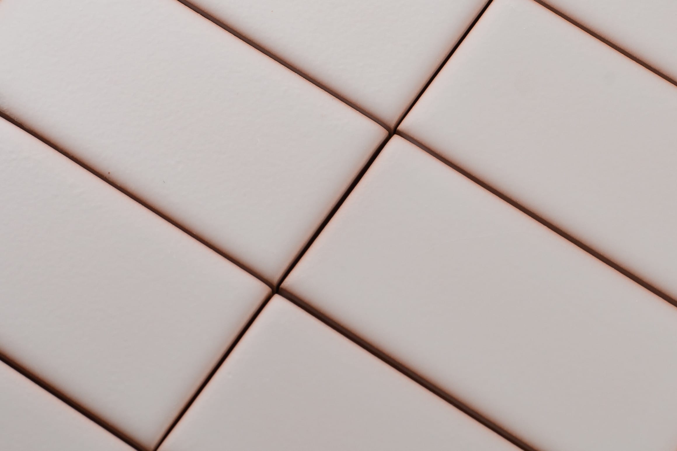 Chaine Homme Original Ceramic Tile in Dust Storm Matte