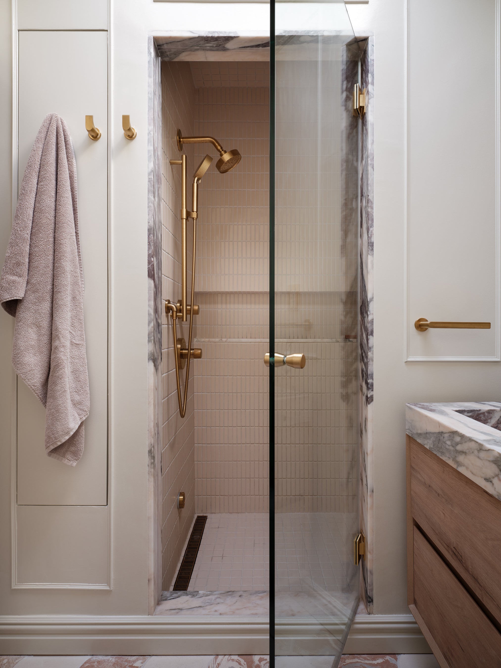2x2 Straight Set Sheeted Original Ceramic Mosaic Tile in Ivory Gloss