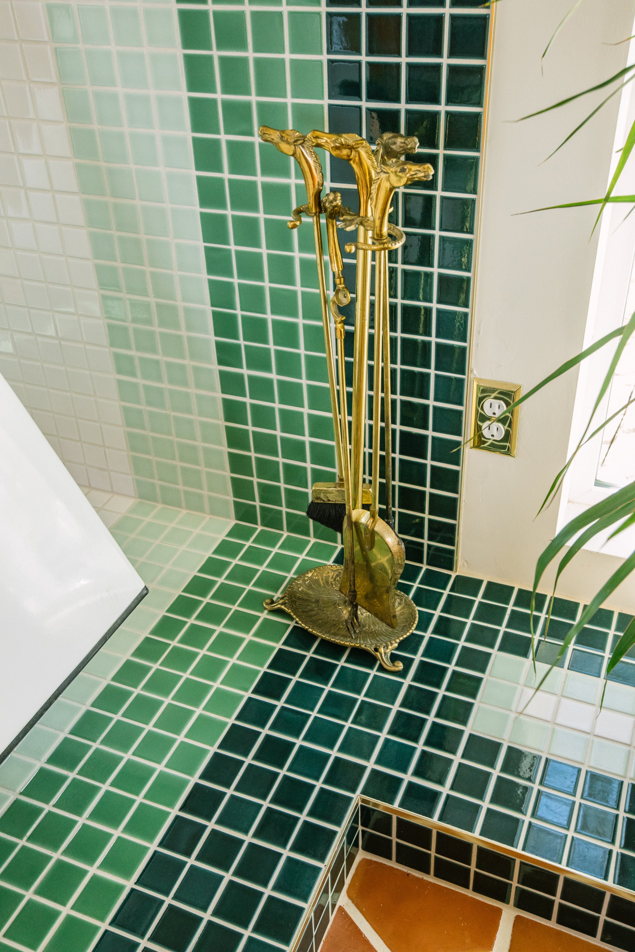 2x2 Straight Set Sheeted Original Ceramic Mosaic Tile in Sea Green Gloss