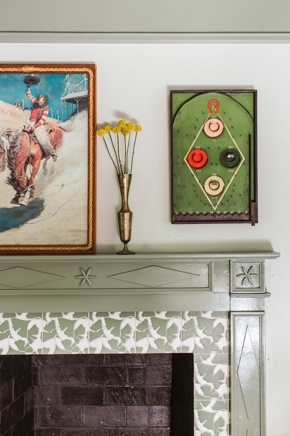8x8 Handpainted Tile Gingko in Green Motif