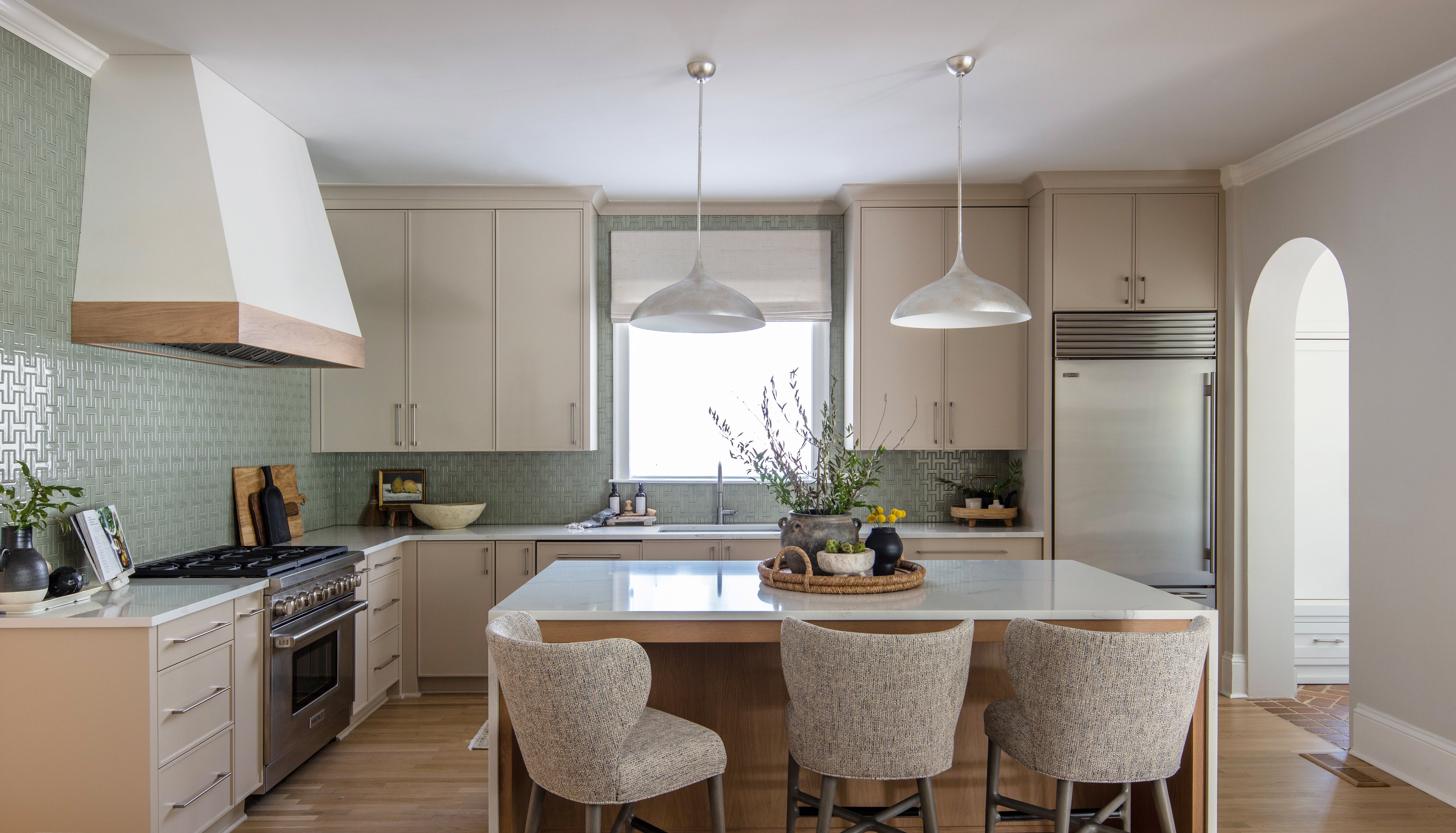 Chaine Homme Original Ceramic Tile in Rosemary Gloss
