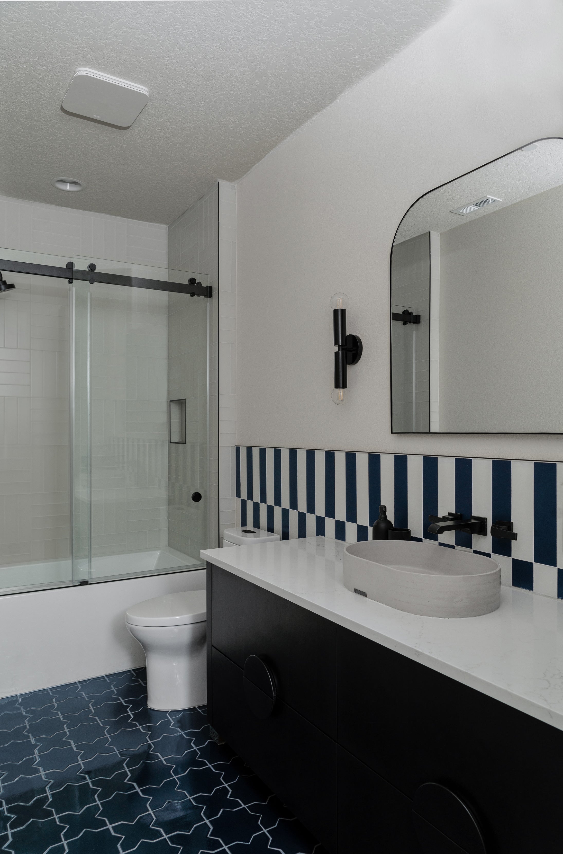 Star & Cross Original Ceramic Tile in Navy Blue Gloss