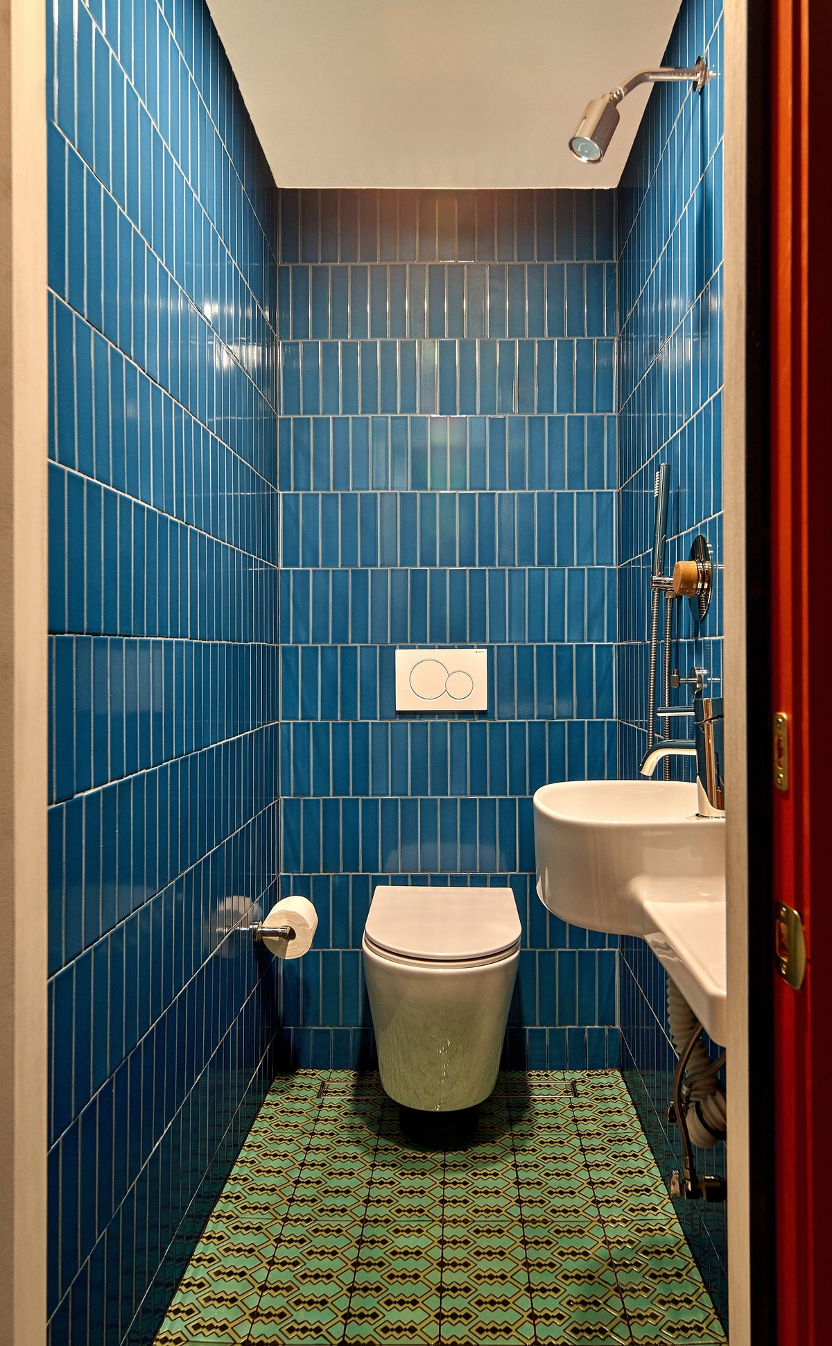 Leyden Lewis: Adriatic Sea & Marrakech Wetroom