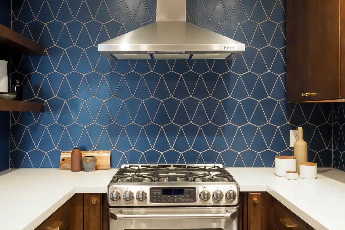 2017 Q3 Img Hi Res Rights Residential Kitchen Backsplash Kite Blue Velvet Form And Field Fc 202274 D