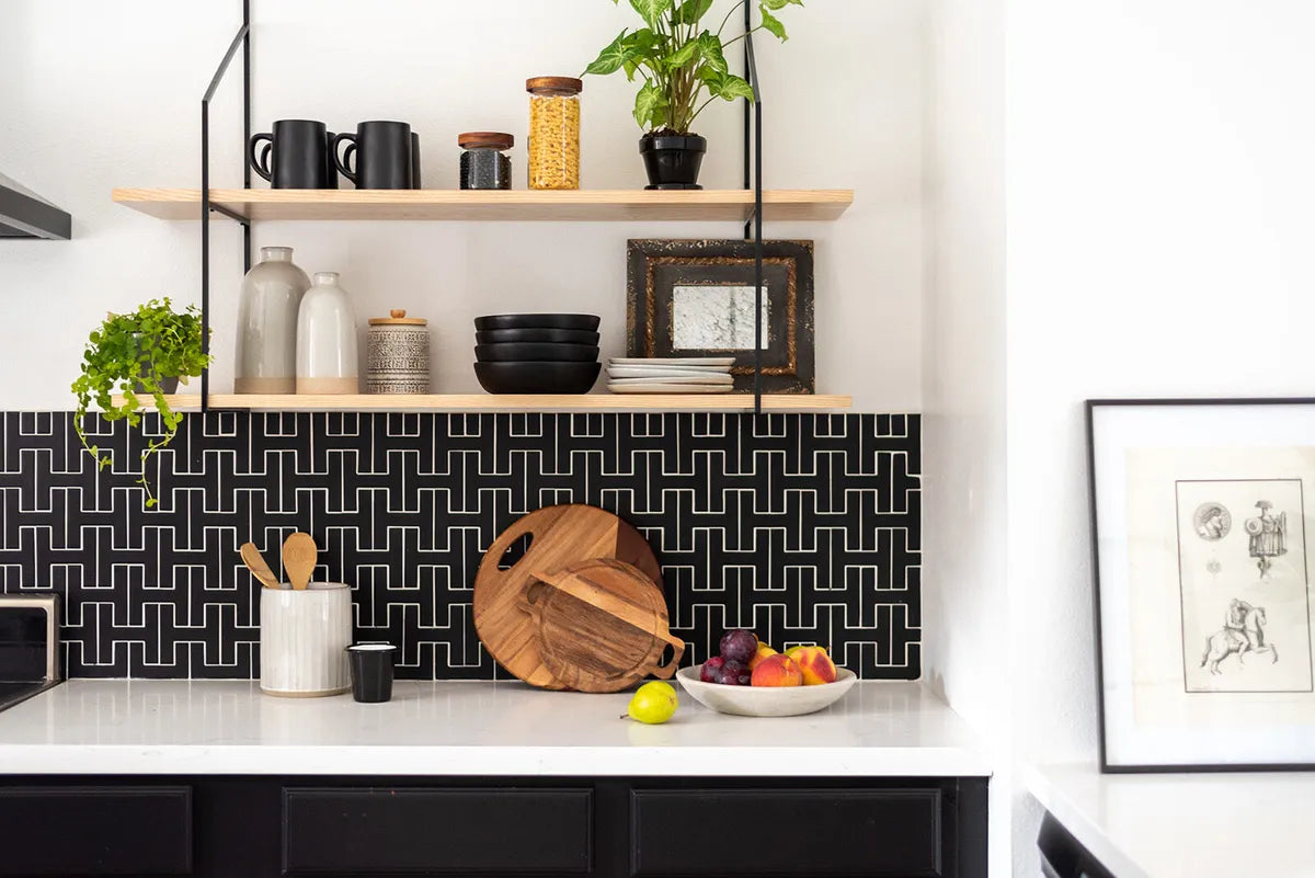 2019 Img lo res WEB SOCIAL ONLY design maureen stevens photo kayla stark kitchen backsplash chaine homme basalt FC376001 8