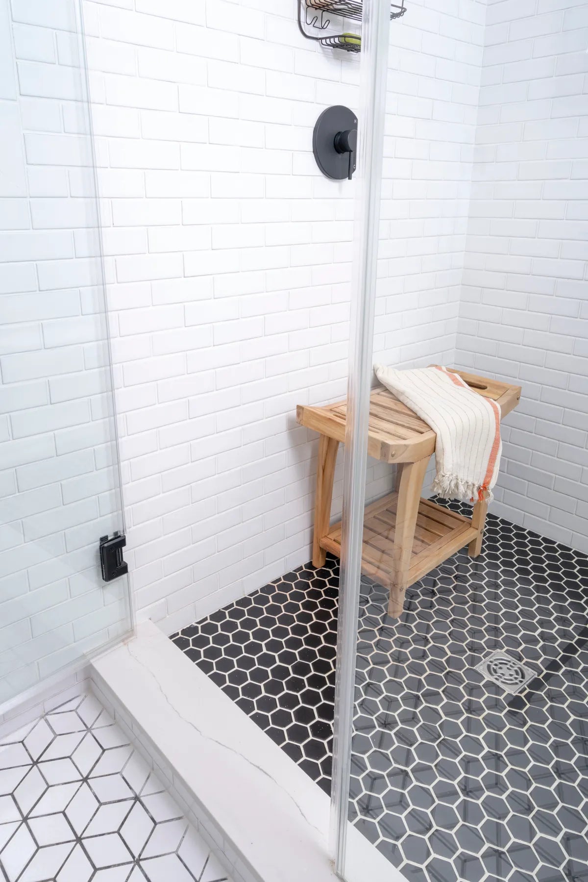 2019 Q4 Img Hi Res Residential Full Rights Influencer Zosia Mamet House Design High Street Homes Photo Daniel Swindel Bathroom Tile Mosaics Small Diamond Escher White Wash Walls Foundations 2X6 White Wash Offset Shower Pan Hexagon 2 Basalt 2 Fc 246160