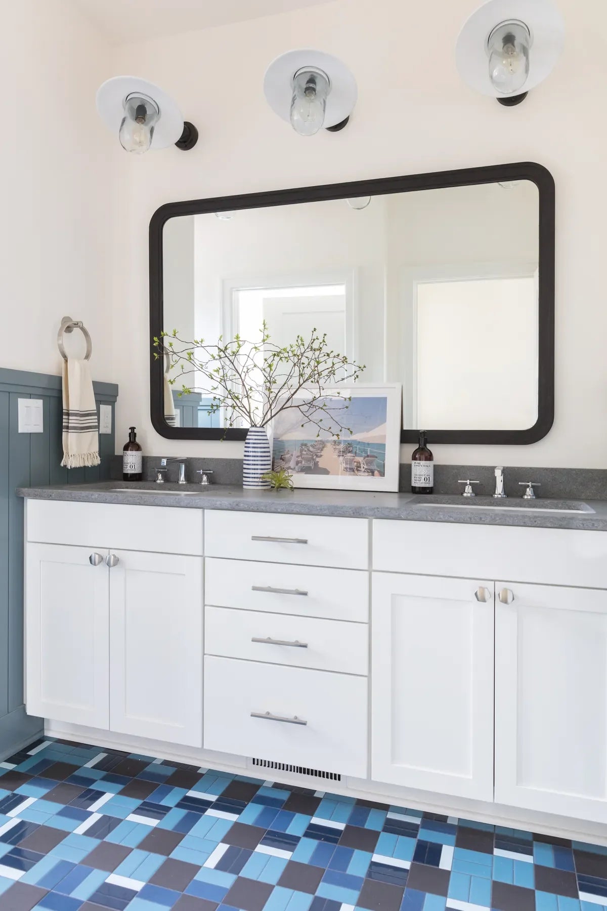 2019 img hi res rights influencer photo gray malin design kate lester interiors bathroom floor handpainted tile grange custom motif navy peacock blue velvet morning thaw basalt shower walls 2x6 daisy FC272050 FC269995