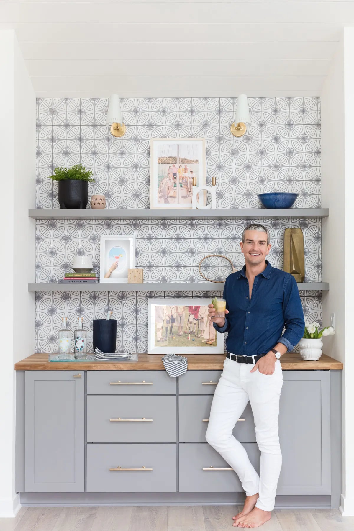 2019 img hi res rights influencer photo gray malin design kate lester interiors backsplash bar handpainted tile starburst neutral motif portrait FC269995