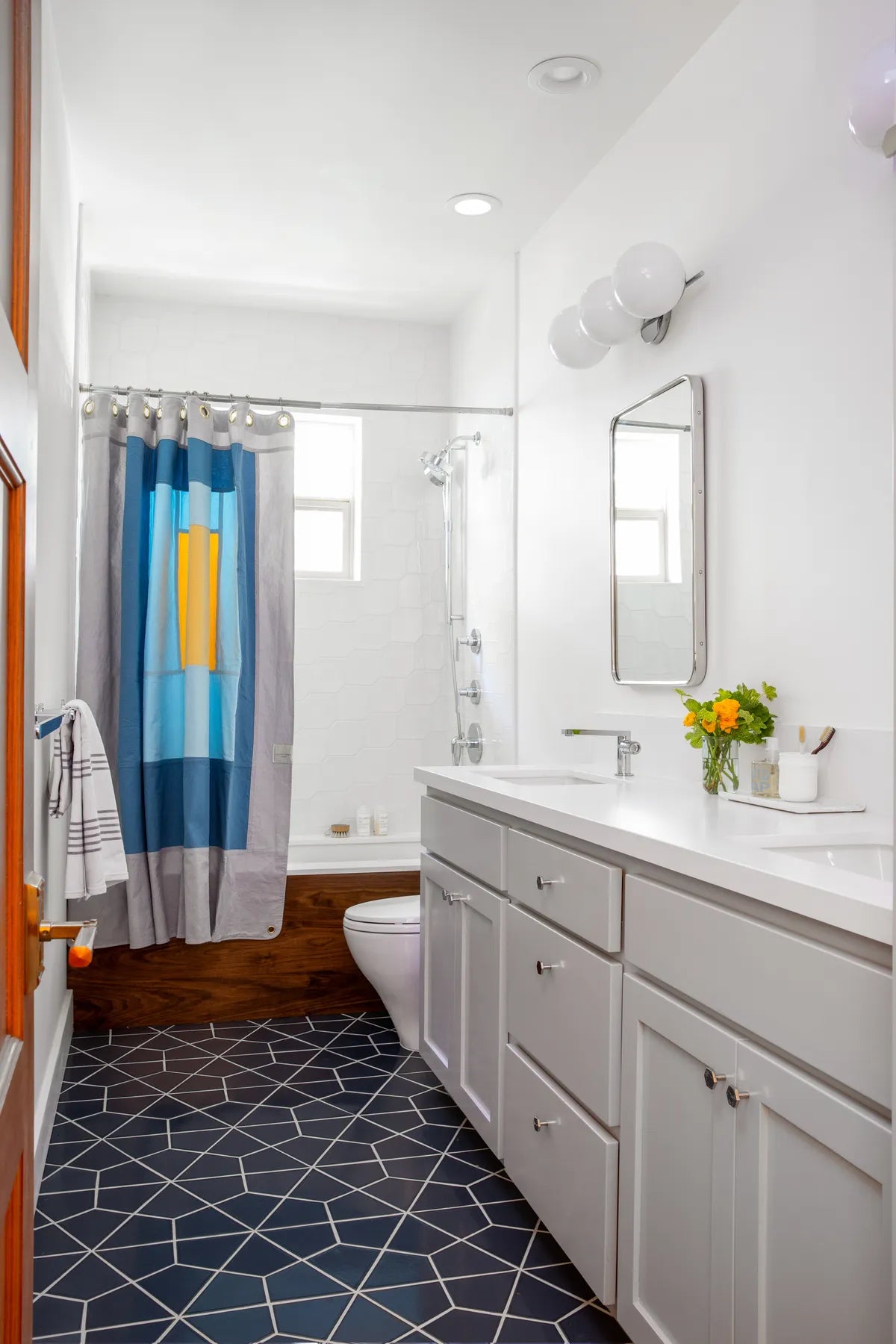 2019 Img Residential Hi Res Rights Banner Day Design Vivian Johnson Photo Bathroom Floor Hexite Slate Blue Ceramic Fc292079