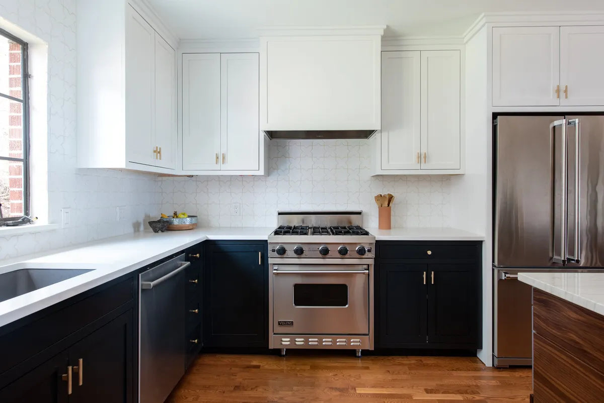 2020 IMG HI res residential SOCIAL WEB ONLY designemily anne interiors Photo Kayleen Michelle kitchen backsplash star and cross mini calcite 1