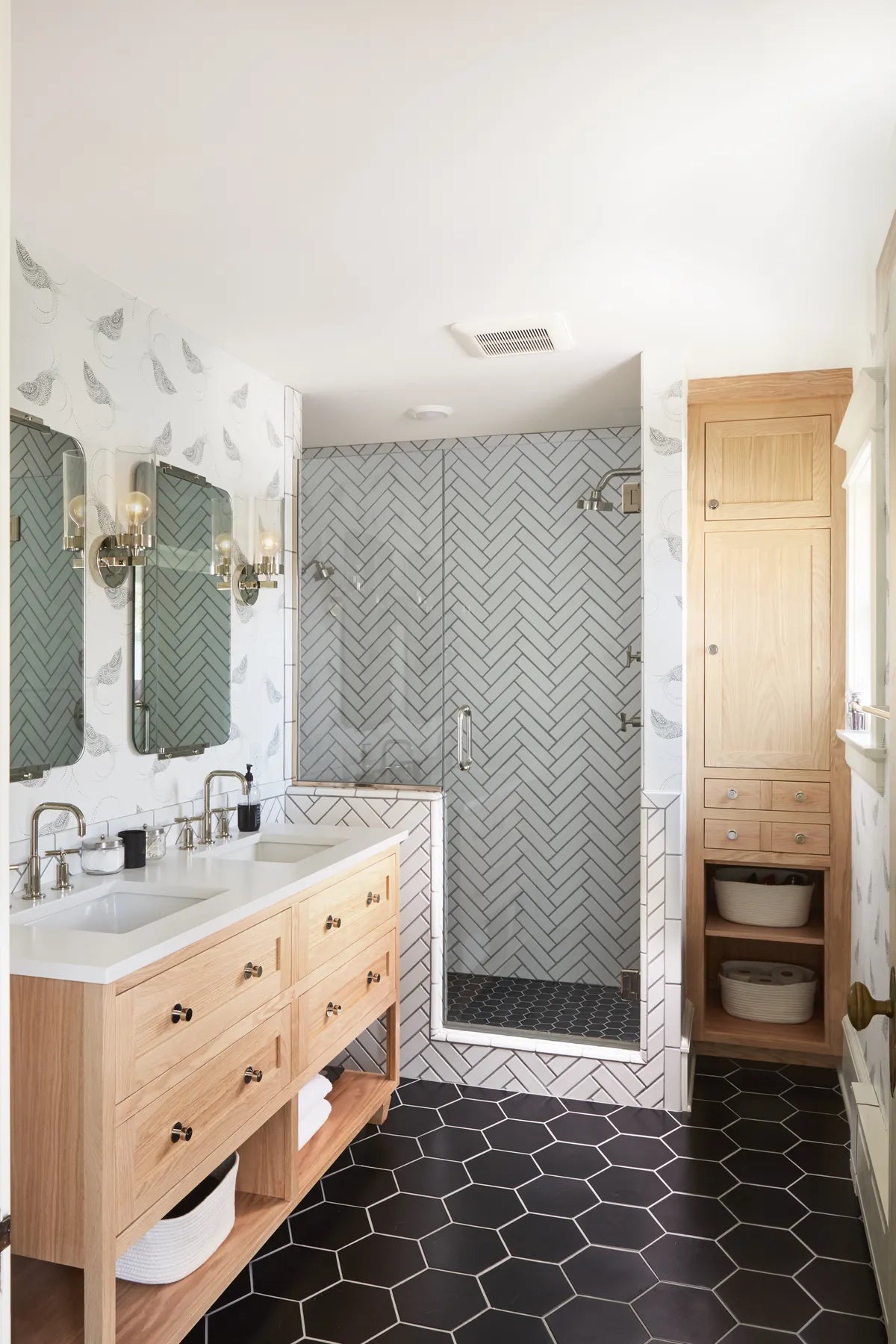 2020 Q1 Image Full Rights Residential Influencer Hygge West Aimee Lagos Master Bathroom Tile Walls 2X8 Calcite Herringbone Floor Hexagon 8 Basalt Shower Pan Hex 3 Full Fc222986