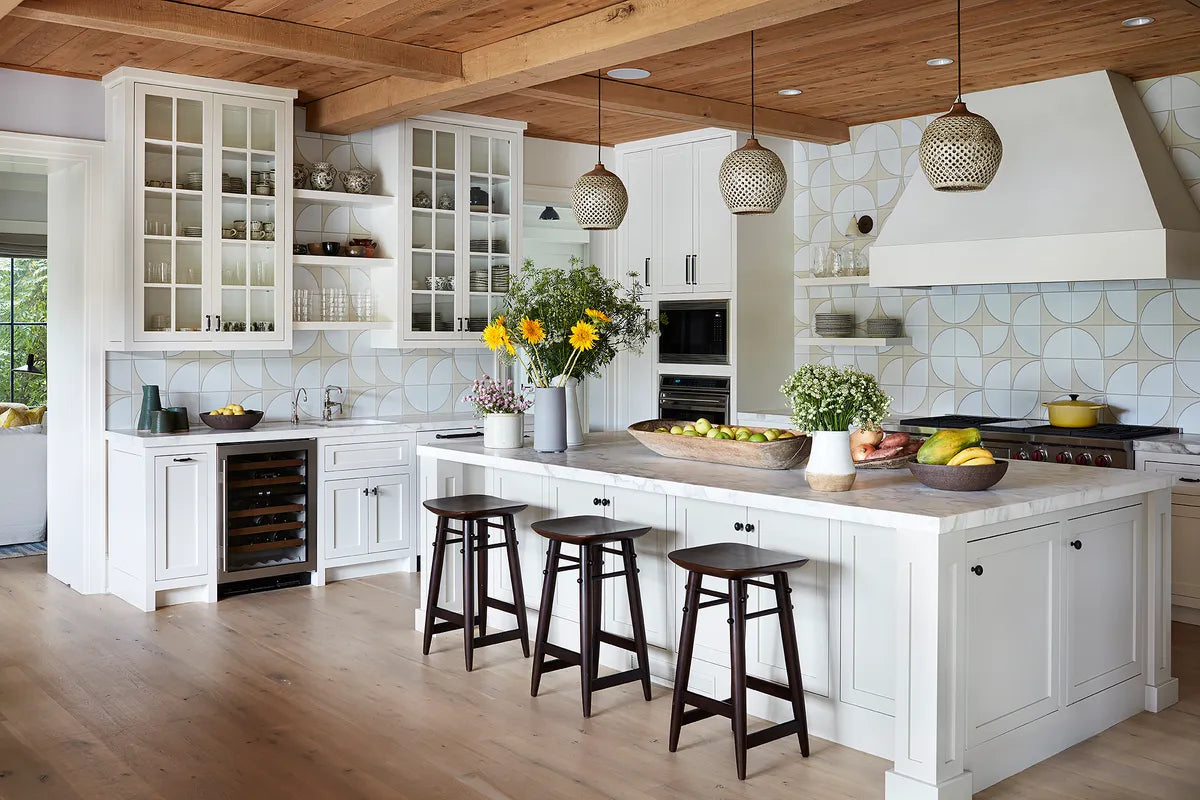 Custom Fallow Farmhouse Kitchen Backsplash
