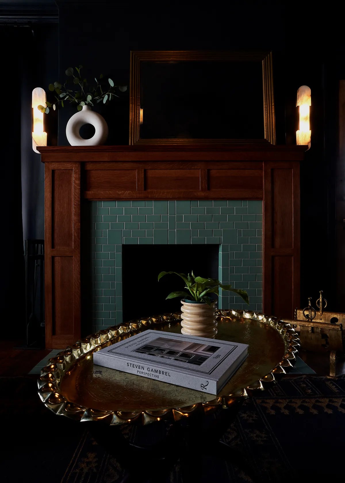 2020 img hi res residential full usage design brasstrack kc photo fireplace clover 4x4 2x4 blend fc 331189 1