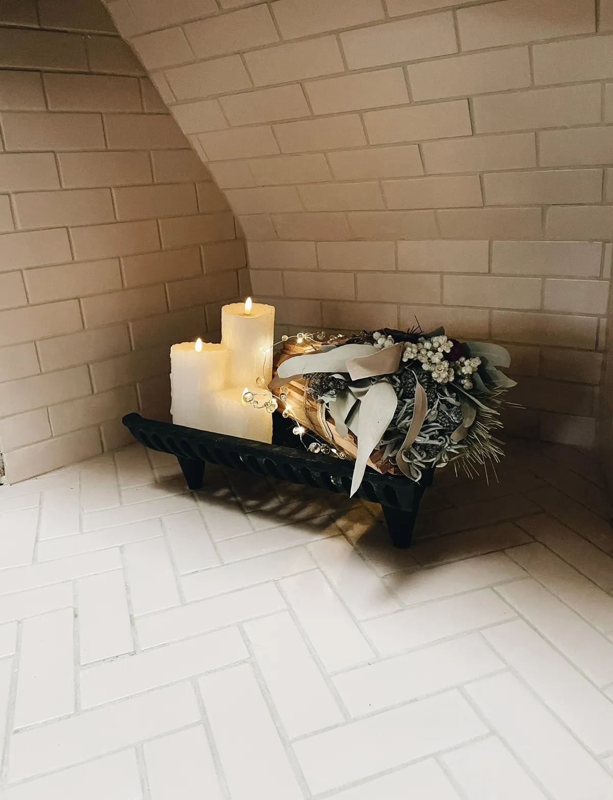 2020 Img Hi Res Residential Influecer Lazy Haven Nicole Wright Orc Fireplace Box Hearth Tile 2X6 Offset Herringbone Tumbleweed Glazed Edge Trim 9 Fc398188