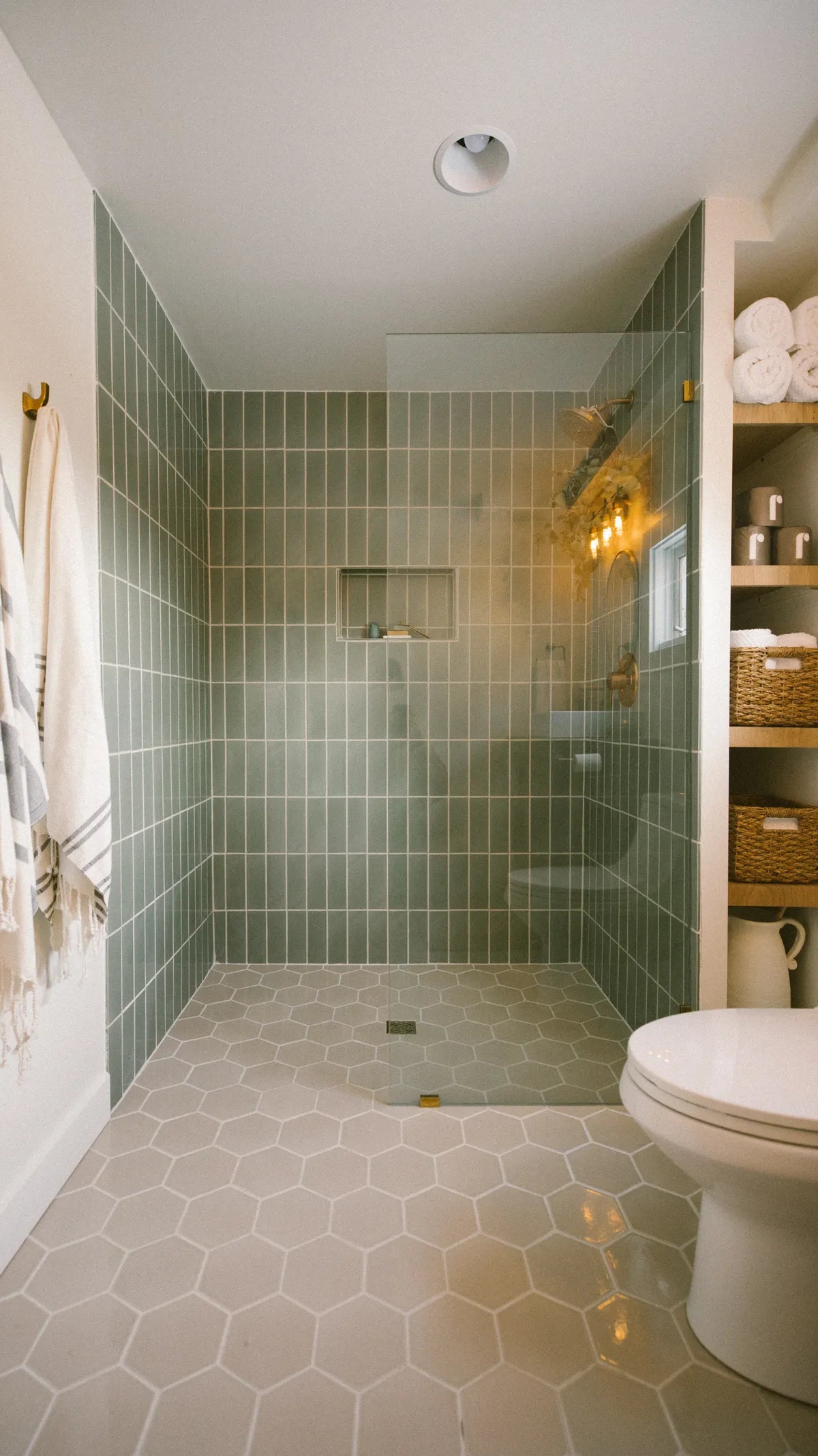 2020 Img Hi Res Residential Rights Influencer Elana Loo Bathroom Shower Wall Niche Tile 3X9 Vertical Straight Set Rosemary Glazed Edge Trim Floor Hexagon 6 Sand Dune 5 Fc373071