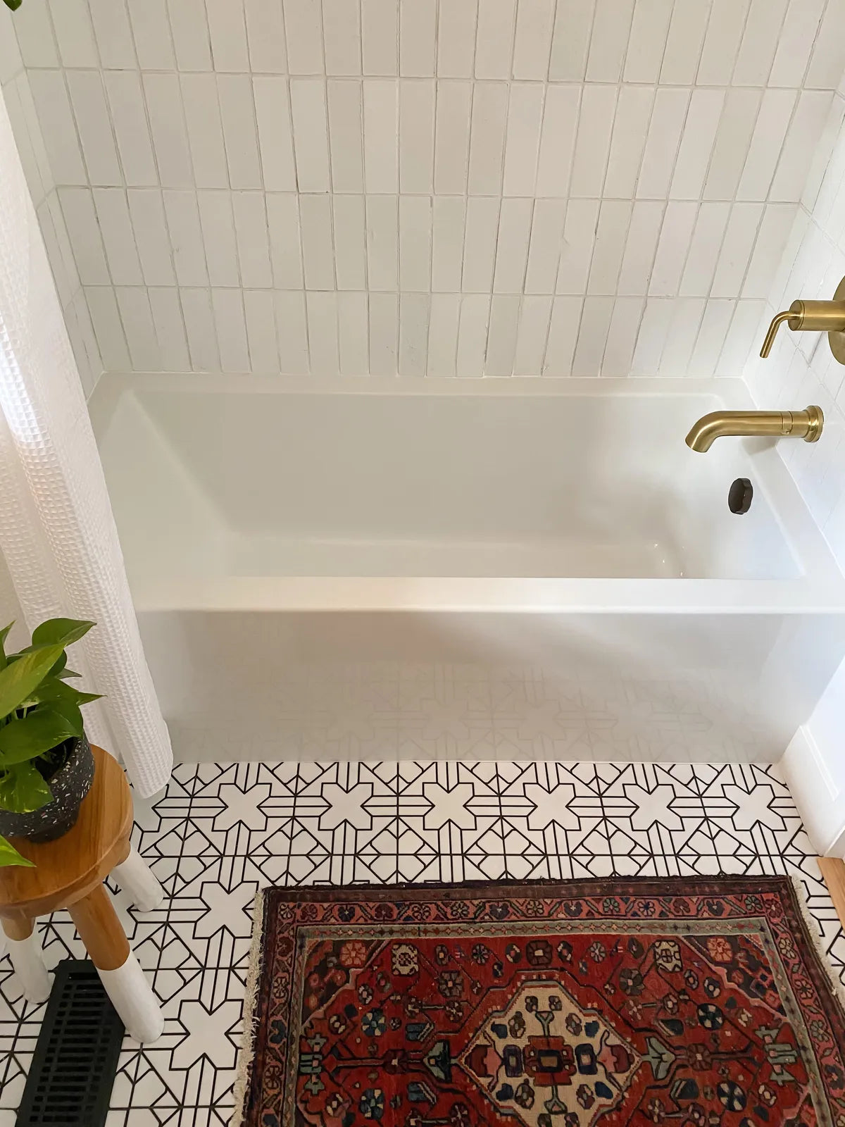 2020 Img Hi Res Rights Influencer Courtney Equall Girlgrey Bathroom Floor Handpainted Quickship Tile Moroccan Kasbah Trellis Neutral Motif Shower Walls Brick Straight Set Vertical Lewis Range 3 Fc343548