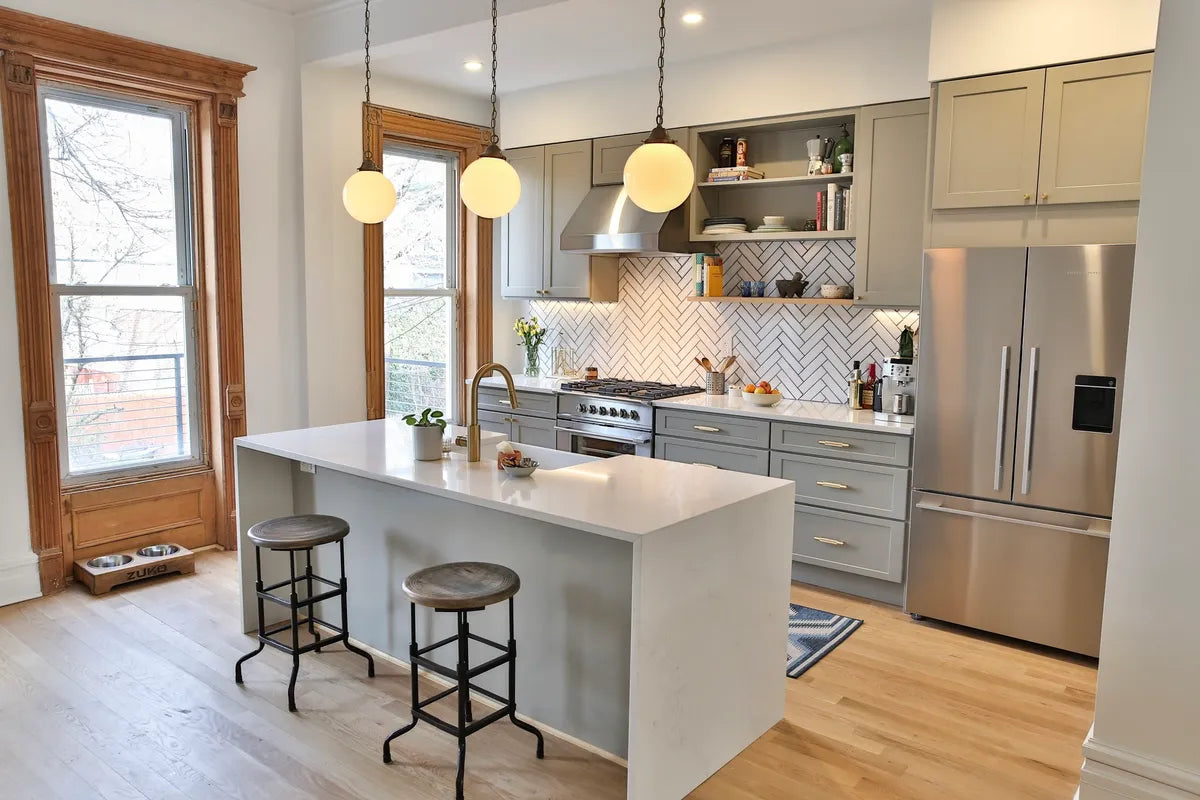 2020 Img Rights Residential Influencer Brownstoneboys Kitchen Backsplash Tile 2X8 Herringbone White Wash 3 Fc277379