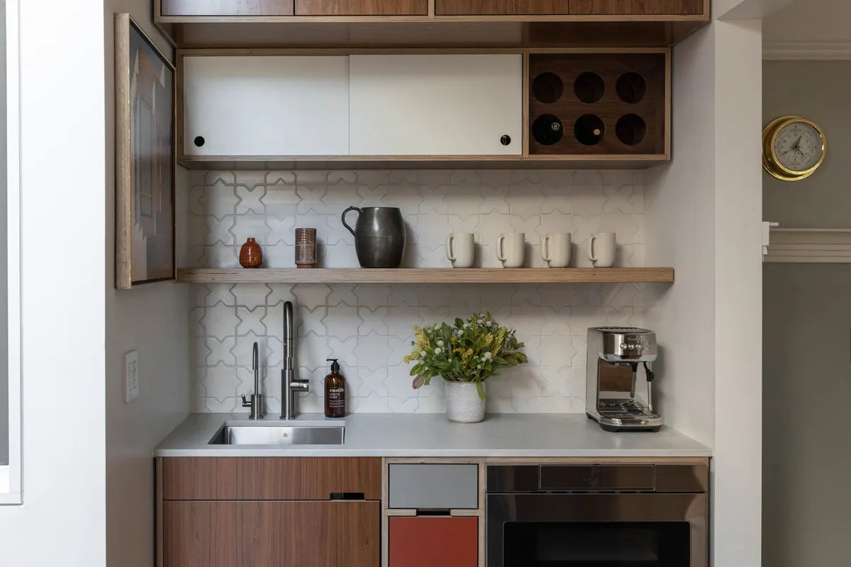 2021 IMG Lo RES Rights residential design Arpieka Design photo Sen creative kitchen backsplash star cross mini White Wash FC379228 2