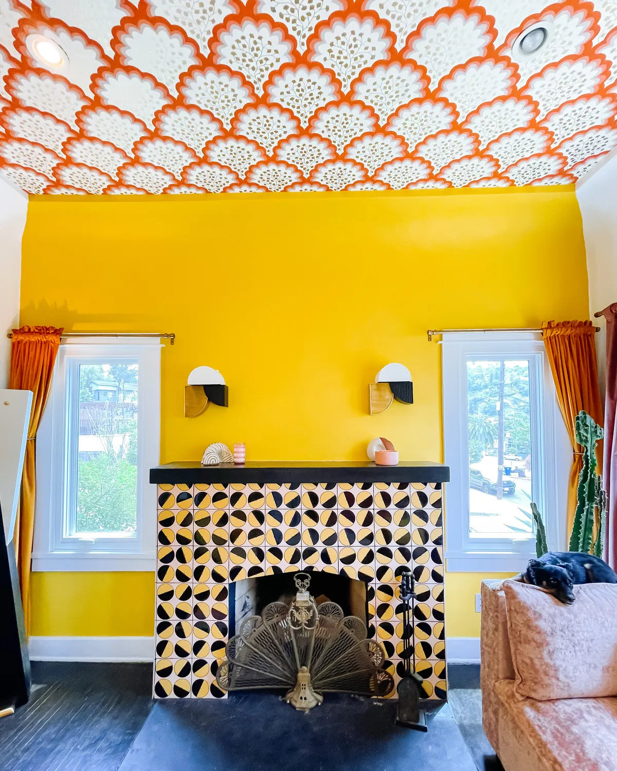 2021 Img HI RES INFLUENCER RIGHTS design daniel nagel dazey den photo fireplace custom pivot Tumbleweed sunflower Raven black dryline trim glazed long edge 2x8 tumbleweed fc449930 10