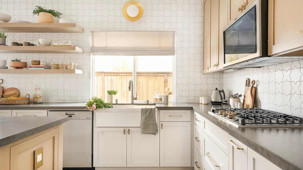 2021 Img hi res residential rights design true house star photo rich mino backsplash kitchen star and cross calcite FC428208 2