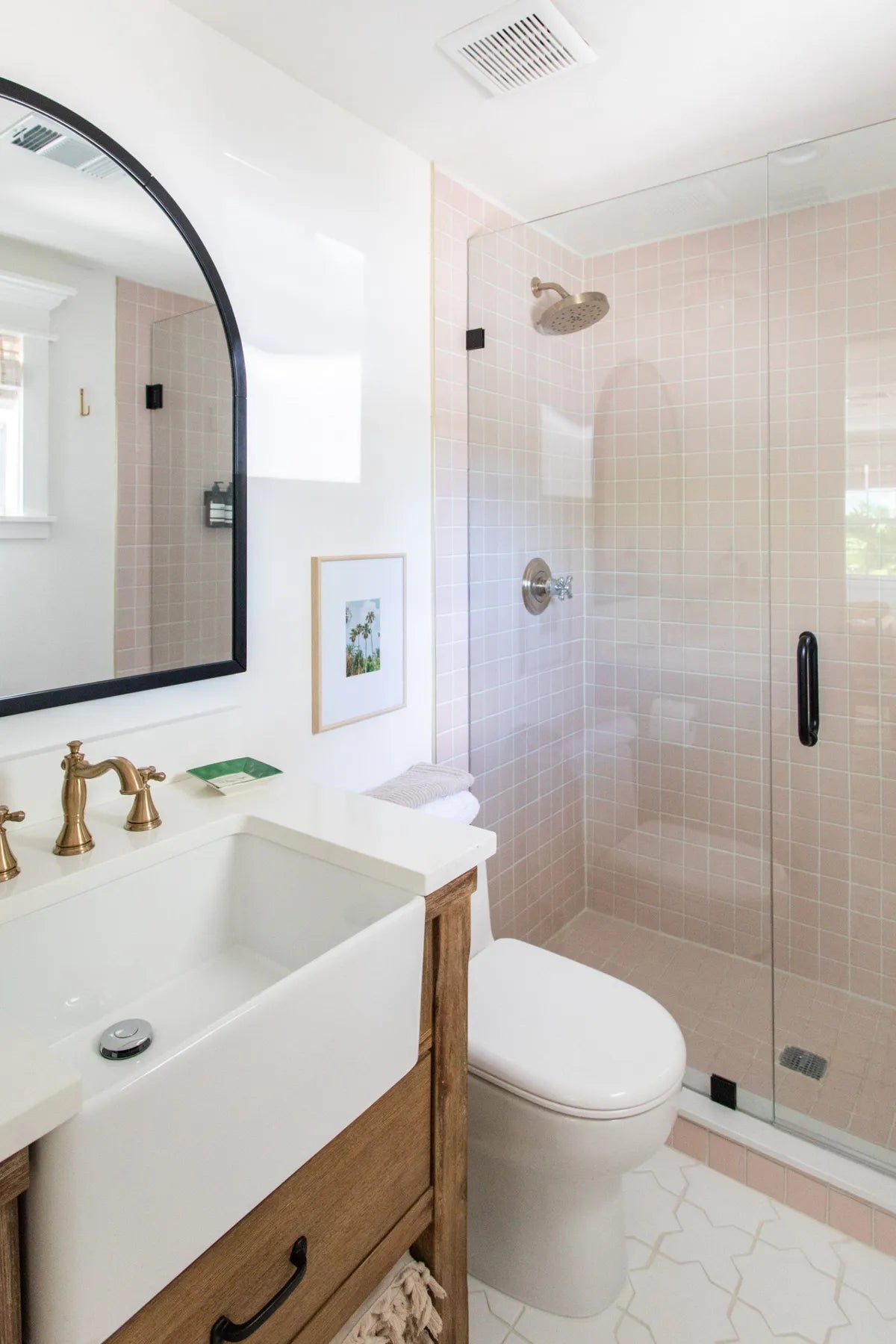 2021 img commercial full rights influencer design photos arrows and bow ashley petrone joie inn blush room hotel mosaics pan floor straight set dawn 3x3 calcite large star and cross