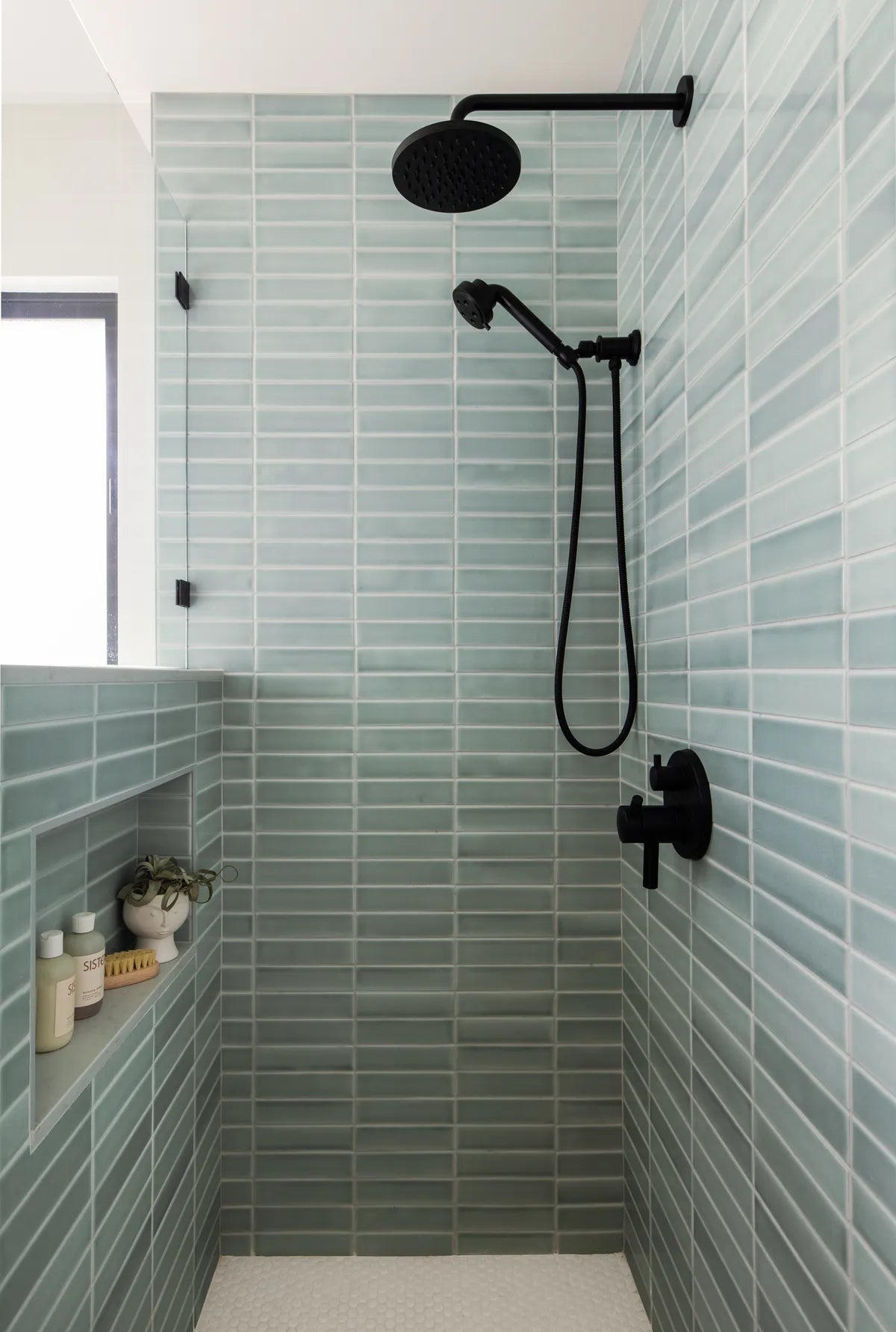 2022 IMG hi res residential full rights design michelle lisac photo ellen vanessa bathroom shower salton sea 2x8 straight set FC486631 1 edit