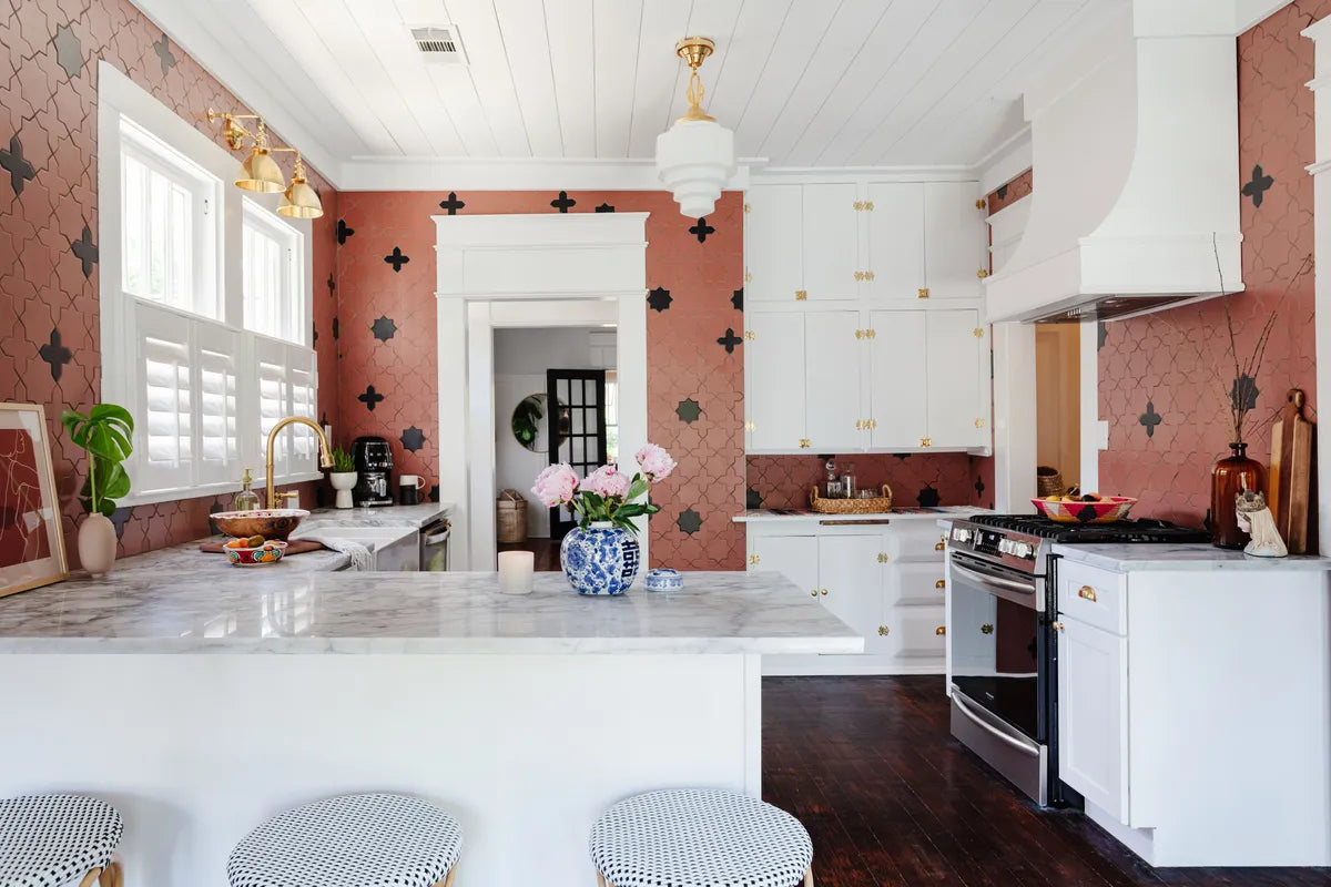 2022 img hi res residential web social usage only design grit and gold photo becca lea kitchen backspalsh wall star and cross mini basalt red rock FC510081 15