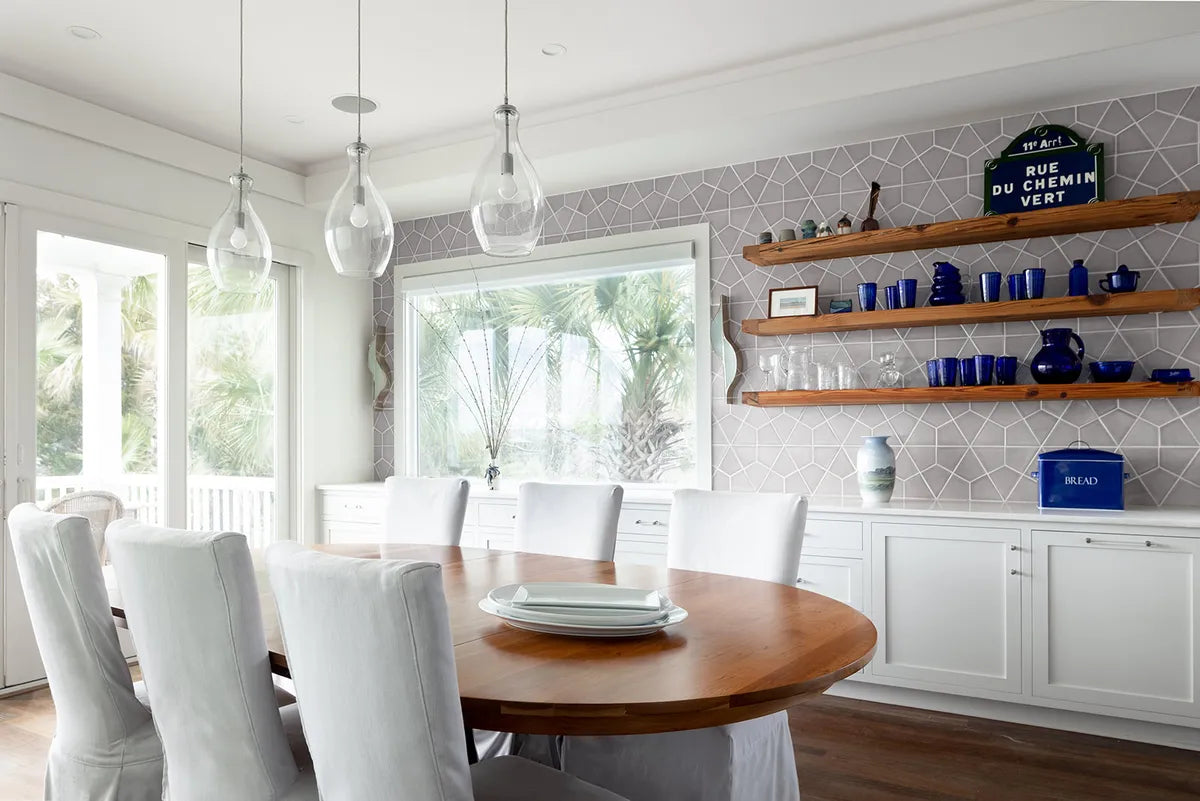 2022 img hi res full usageresidential design Regina garcia design photo AIR photo kitchen backsplash mushroom edit Dust Storm hexite FC324825 2