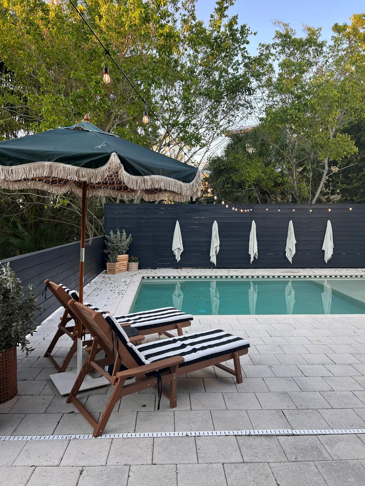 2022 modern checkerboard black white pool tile influencer design Ashley Petrone of Arrows Bow photo Pool 3x3 feldspar Basalt FC560769 1