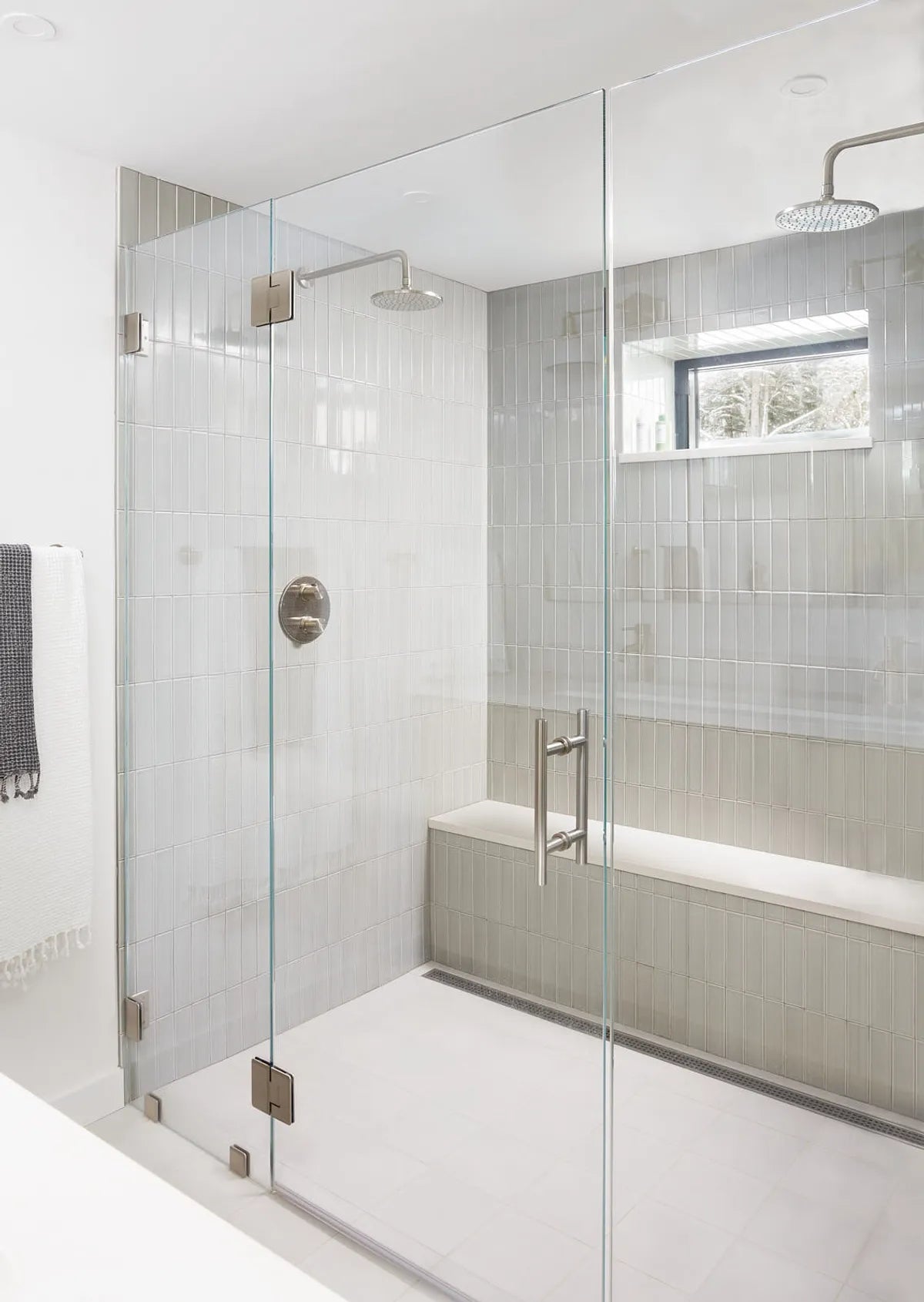 2023 WEB ONLY design Station Architecture photo Germaine Gatewood bathroom wall seat 2x8 overcast FC418891 1