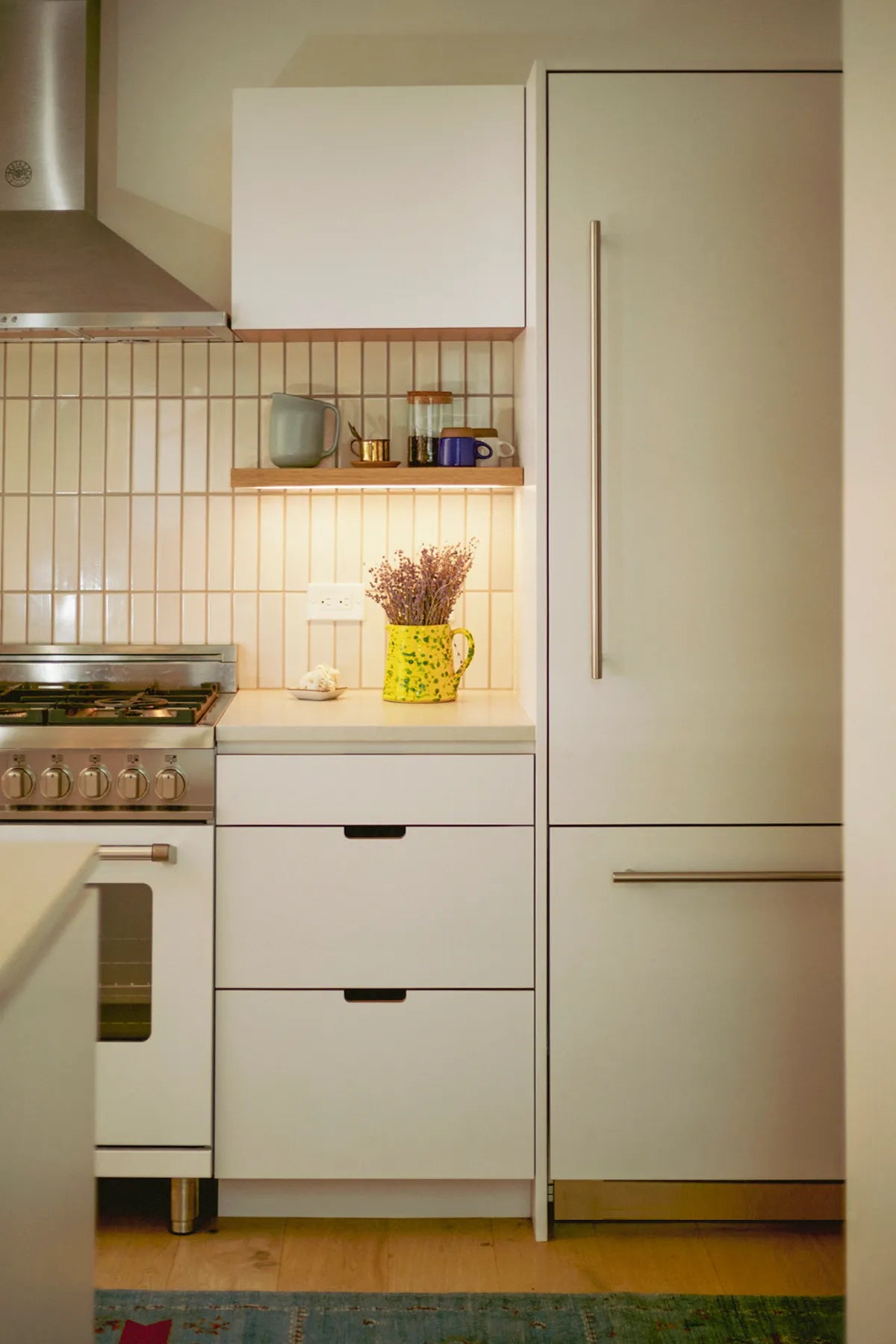Scandinavian white kitchen backsplash tile 6