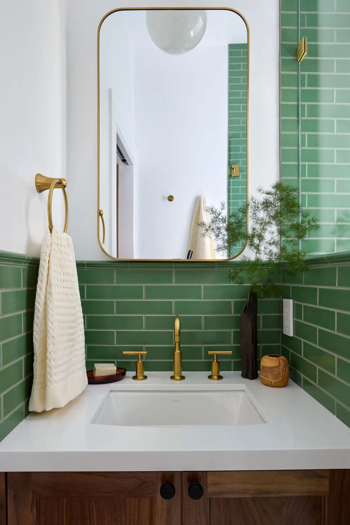 Modern green subway bathroom tile 4