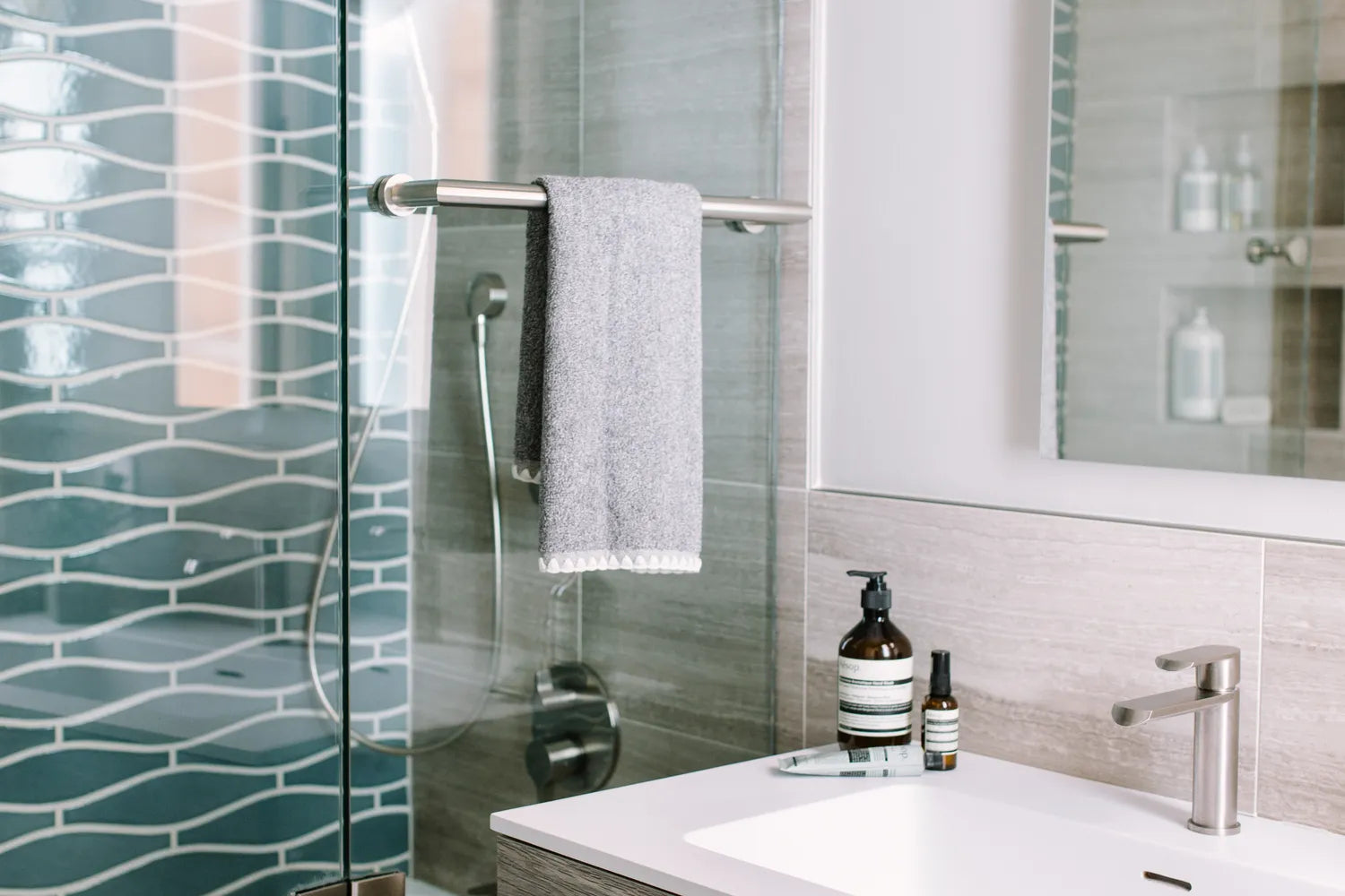2017  Q3 Image Residential  Julia  Goodwin  Designs Bathroom Shower Wall Tile Nautical Wave Side View