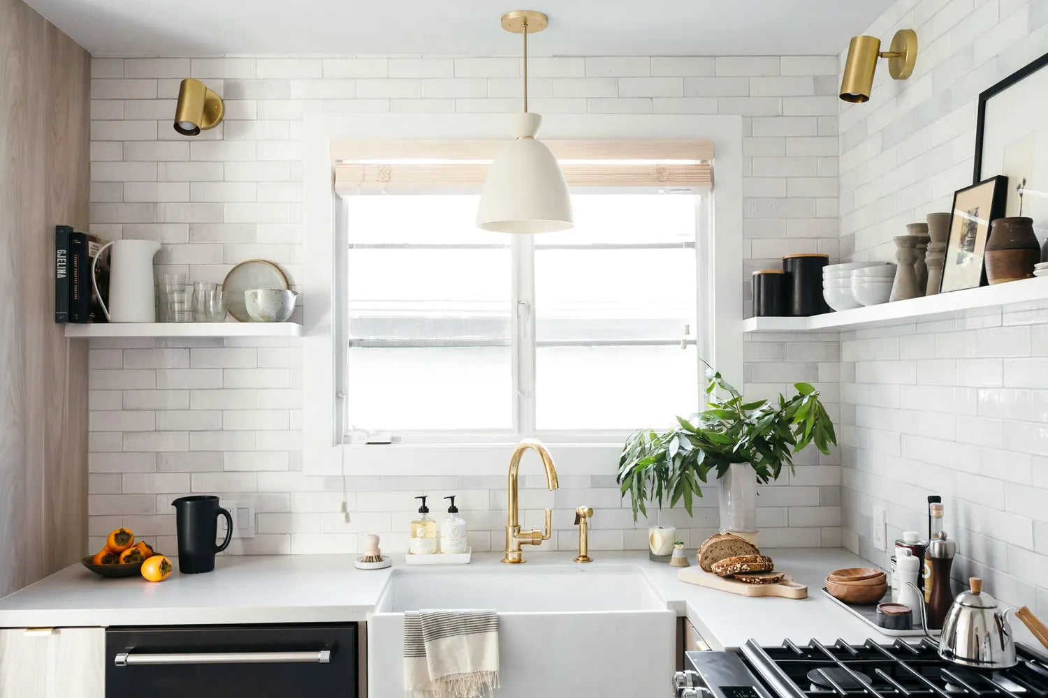 2018  Q1 Image Residential Influencer  Anne  Sage  Monica Wang Photography Kitchen Backsplash Brick White  Ceres Detail 8