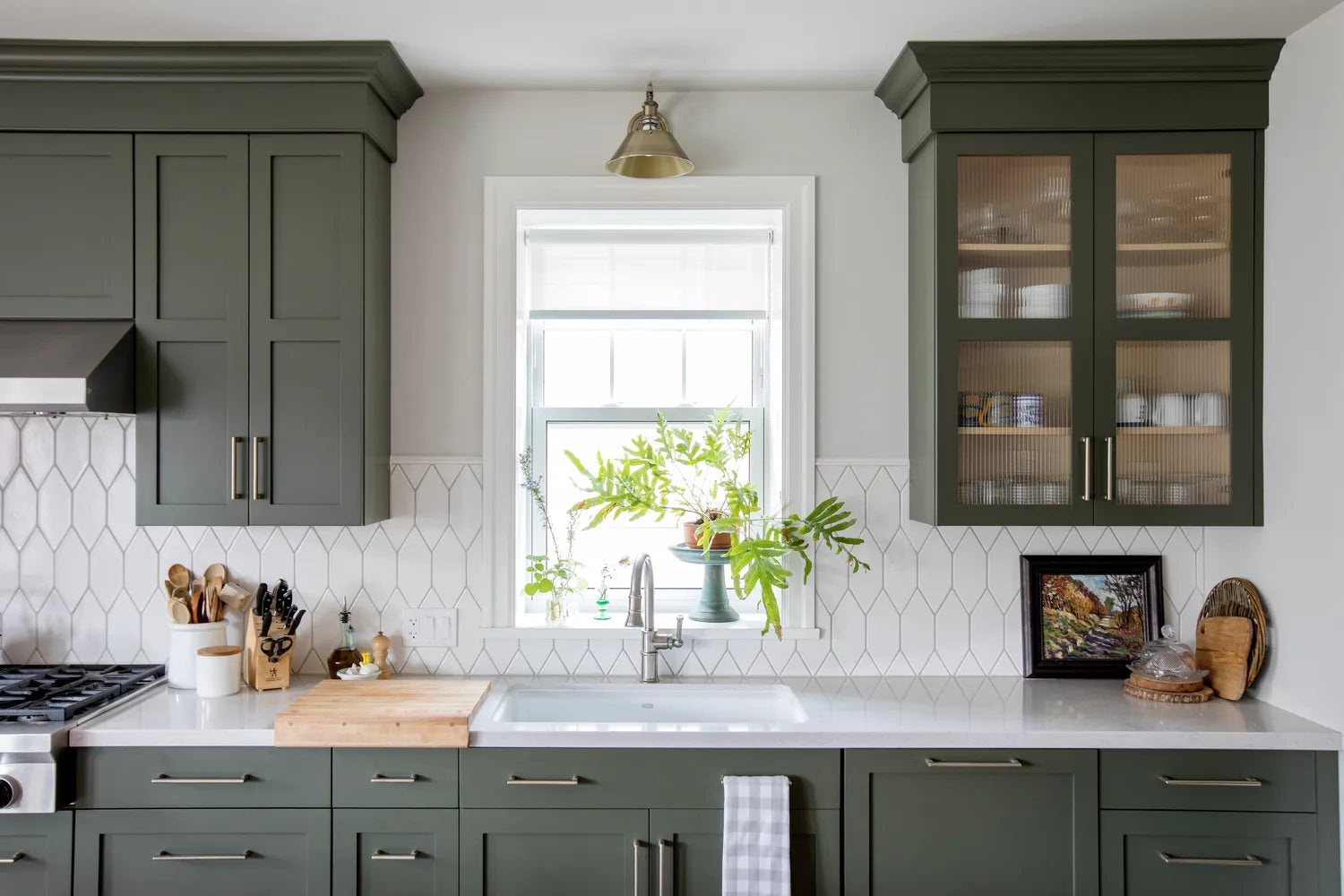 2018 Q2 Image Residential Influencer Francesca Albertazzi Photography Janis Nicolay Kitchen Backsplash Tile Pickets Vertical Straight Set Frost Full