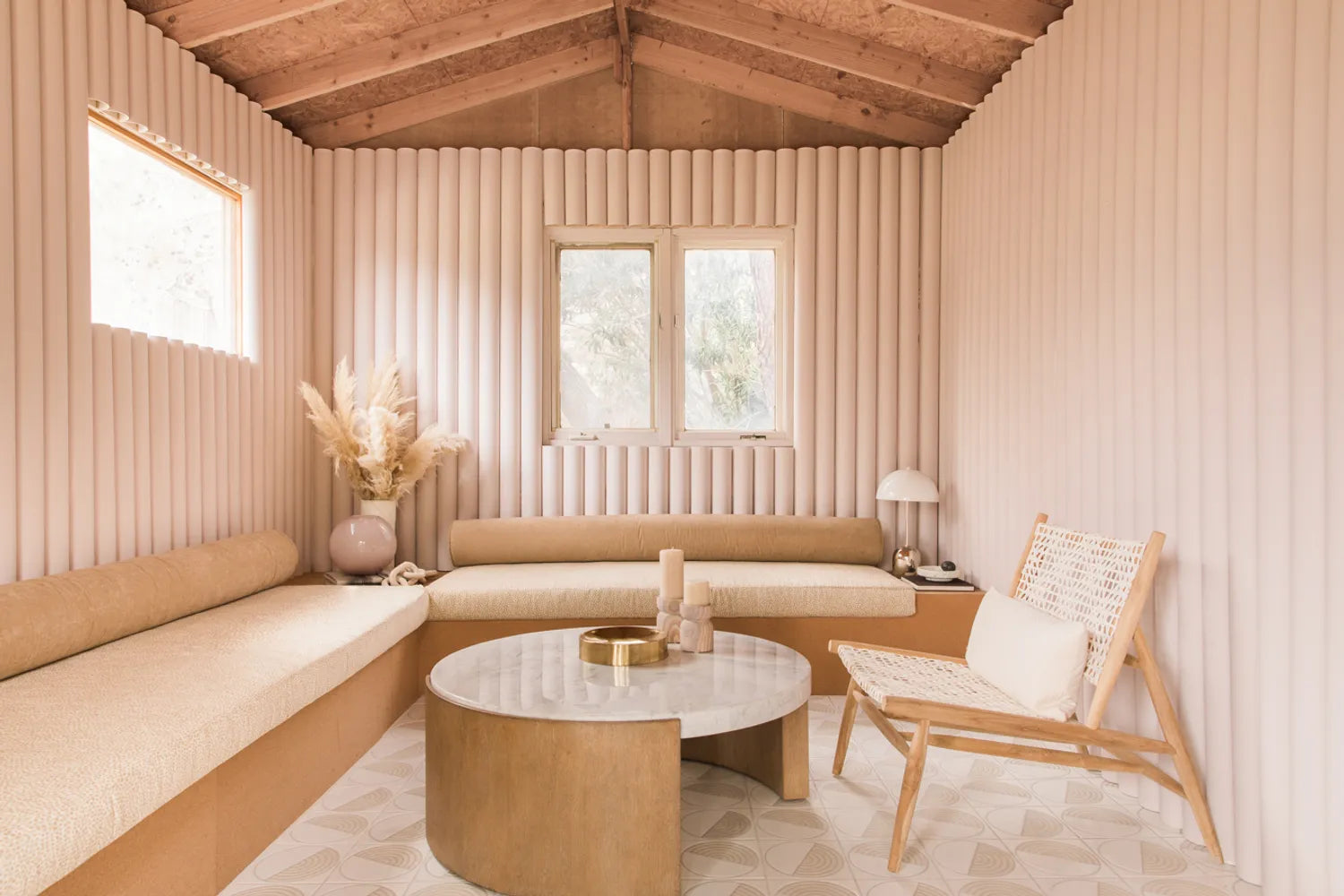2019 Q2 Image Residential Full Rights Hi Res Influencer Caroline Lee Designer Anne Sage Photo Echo And Earl Aframe Interior Sitting Room Floor Tile Handpainted Agrarian Terrain White Motif Full 4 Fc 259282