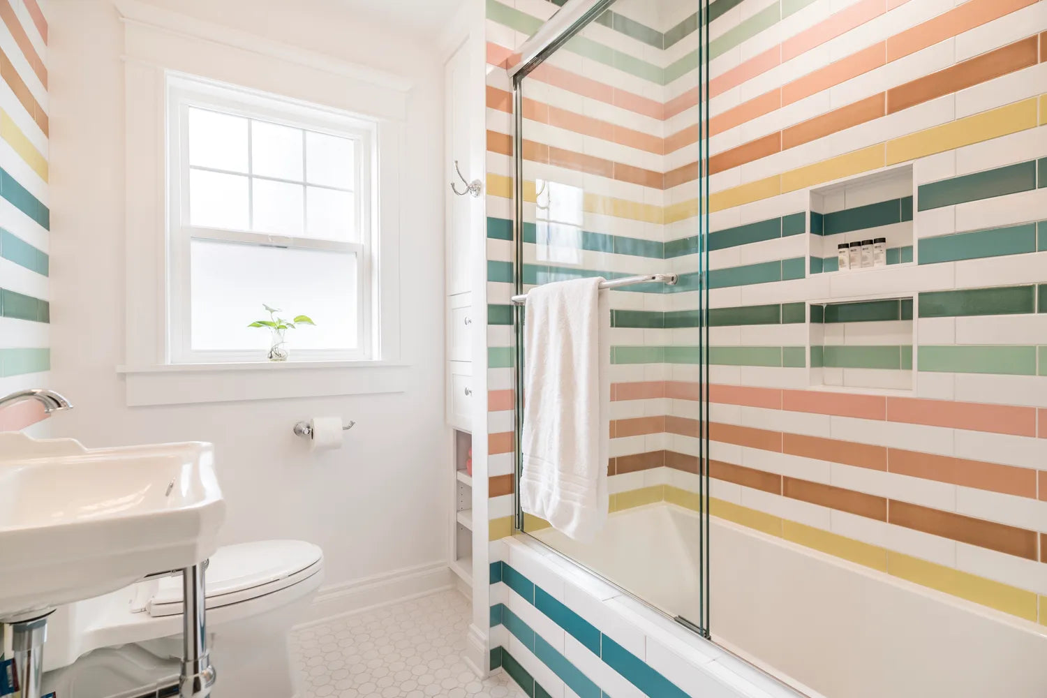 2020 Hi Res Social Web Print Rights Noads Ccook Design Cameron Behbahany Photo Bathroom Shower Tub Surround Stripe Rainbow Niche Schluter Trim 3X12 Straight Stack Neptune Turquoise Desert Bloom Koi Lemon Cream Amalfi Sorbet Glacier Bay Wash