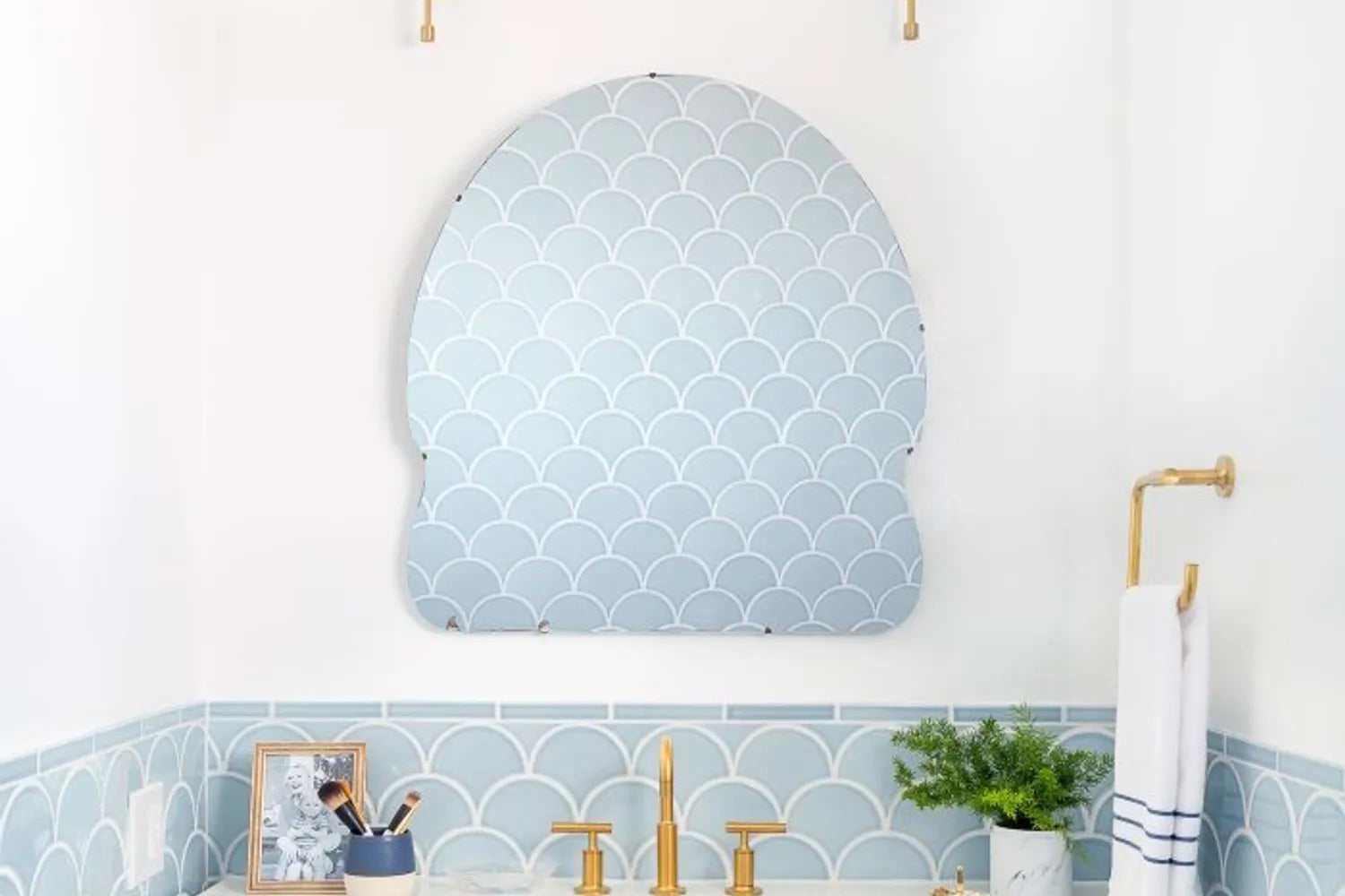 Emily  Henderson  Cropped Bathroom