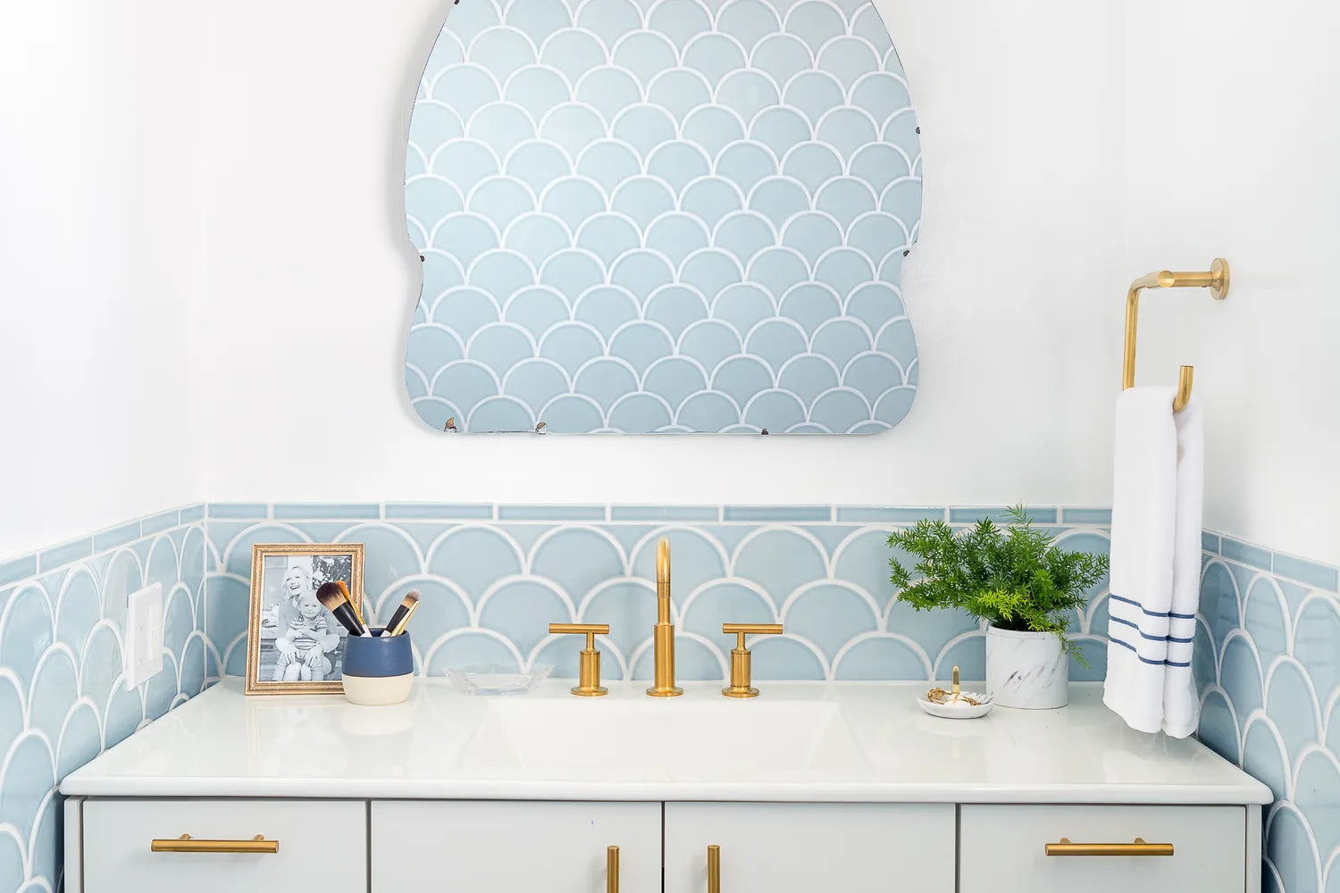 Emily Henderson Master Bathroom 2 2