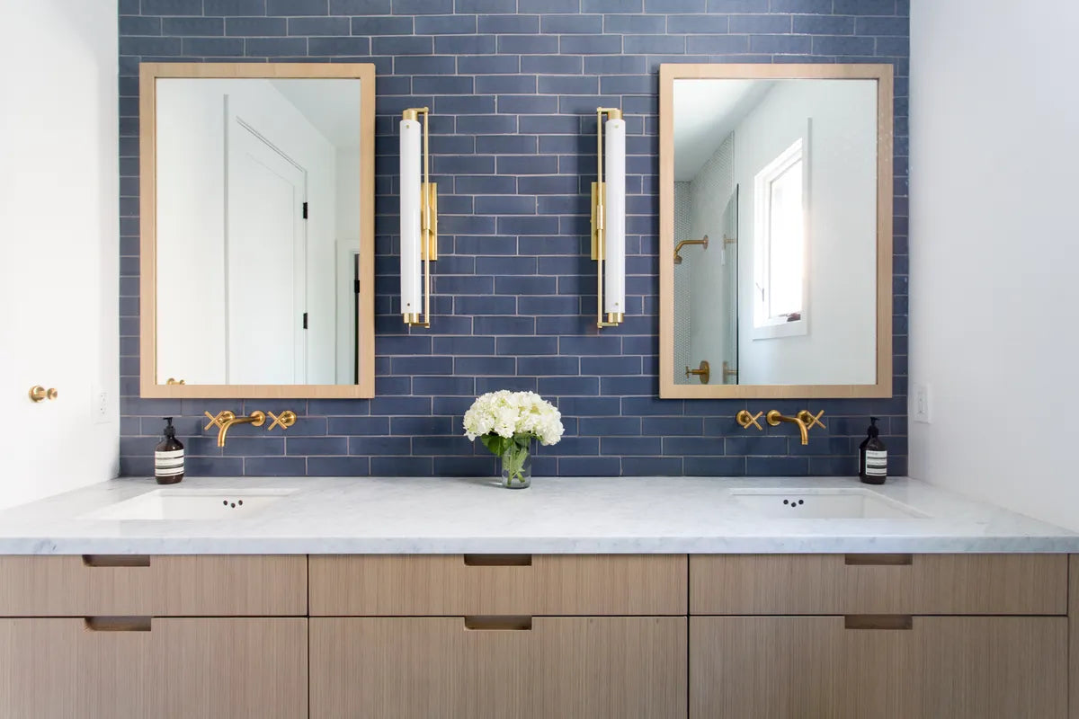 2017 Q4 Image Residential Anja Michals Photo Vivian Johnson Bathroom Vanity Wainscot Wall Brick Supernova