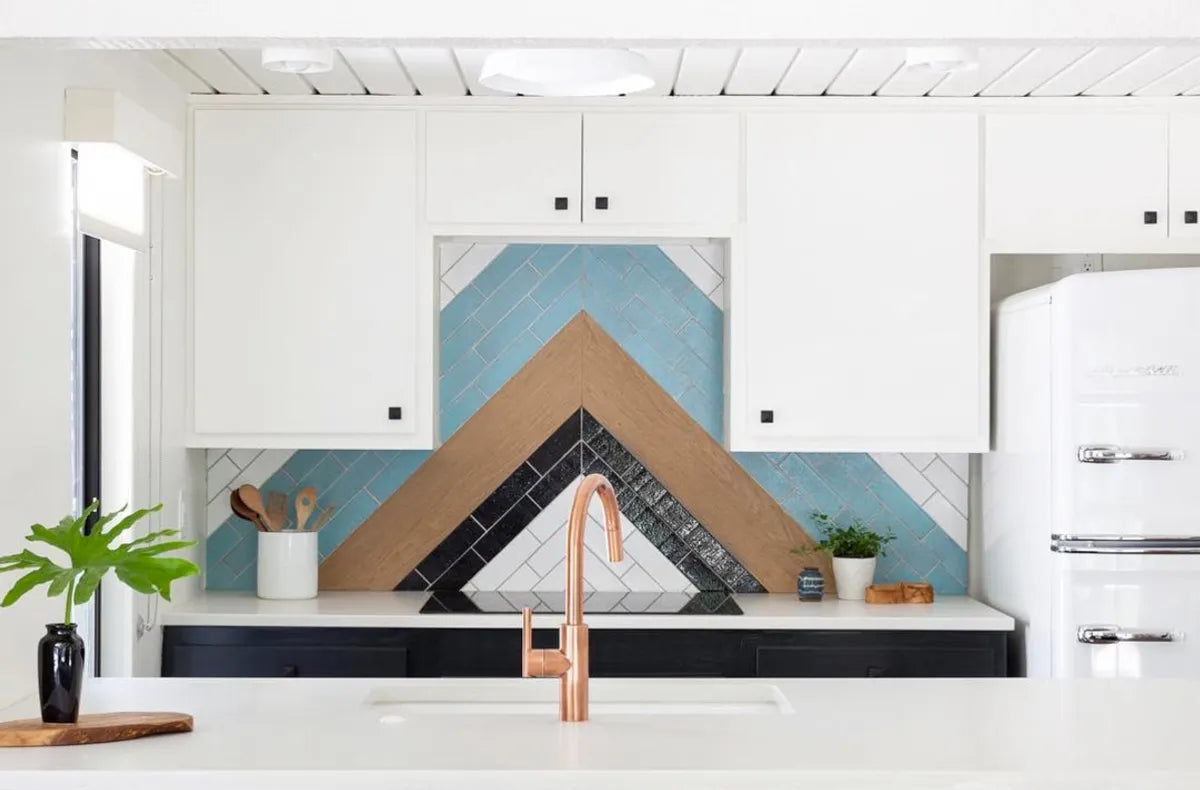 2017 Q3 Image Lo Res Residential Ig Erin Williamson Design Kitchen Backsplash Brick Harbor Inkwell Snow With Wood