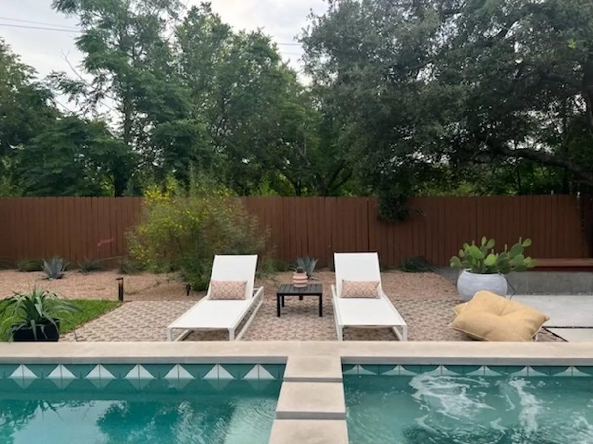 Triangle blue white pool water line tile 6