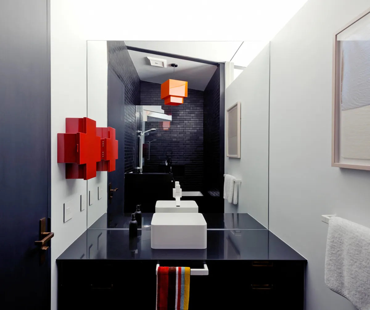 Bathroom  Blacks  Carbon  Lantz Full Circle  Offset  Shower