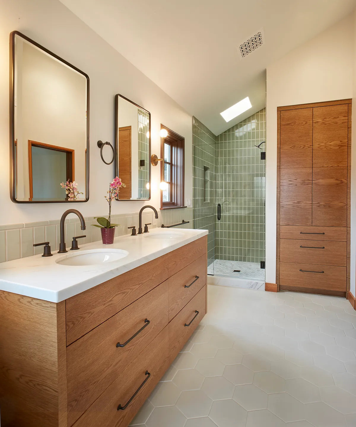 Modern bathroom green subway tile 2