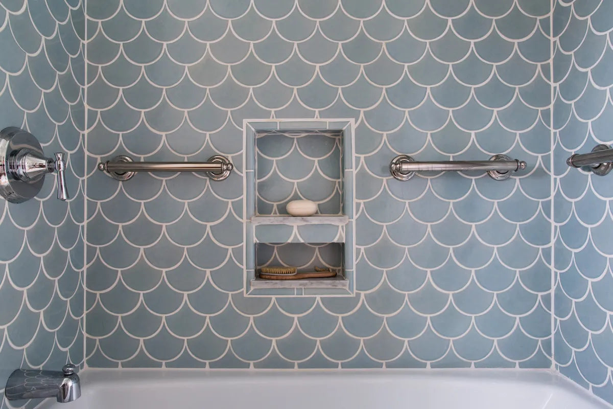 Q1 2017 Image Residential Melanie Gowen Bathroom Shower Tub Surround Tile Ogee Drop Powder Blue Niche