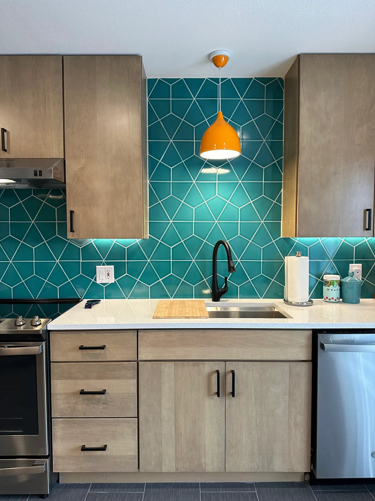 Modern blue hexite kitchen backsplash 2
