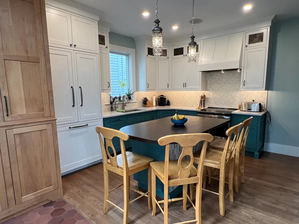 Modern kitchen white kitchen backsplash handpainted table counter 3