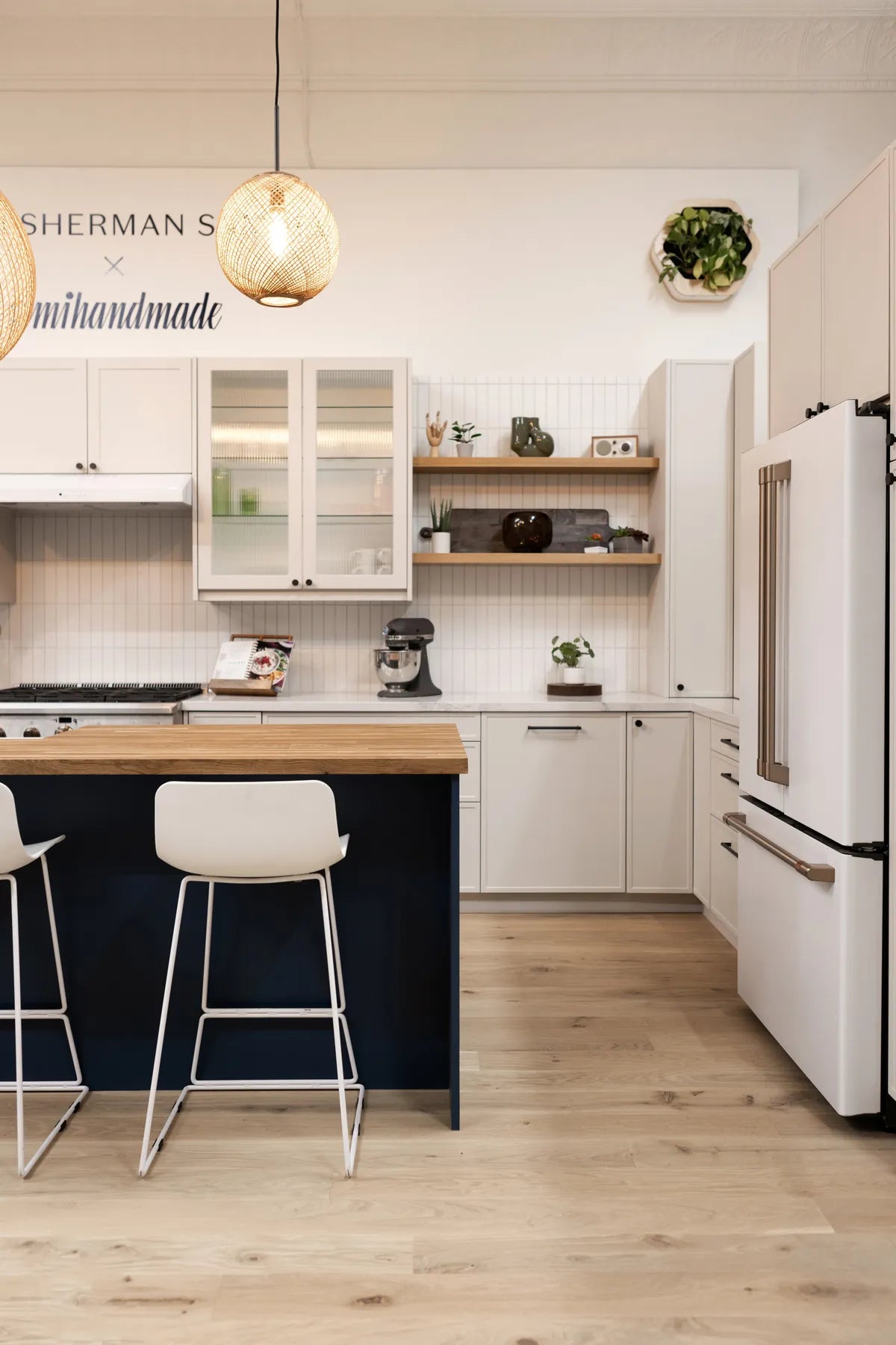 Modern white subway kitchen backsplash tile 1