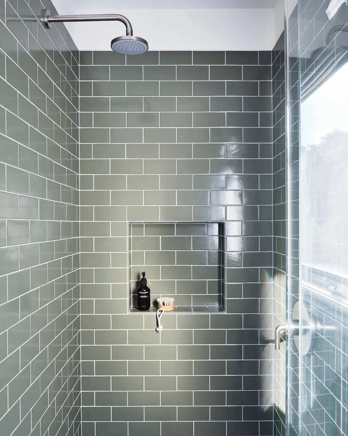 New traditional green bathroom shower tile 2